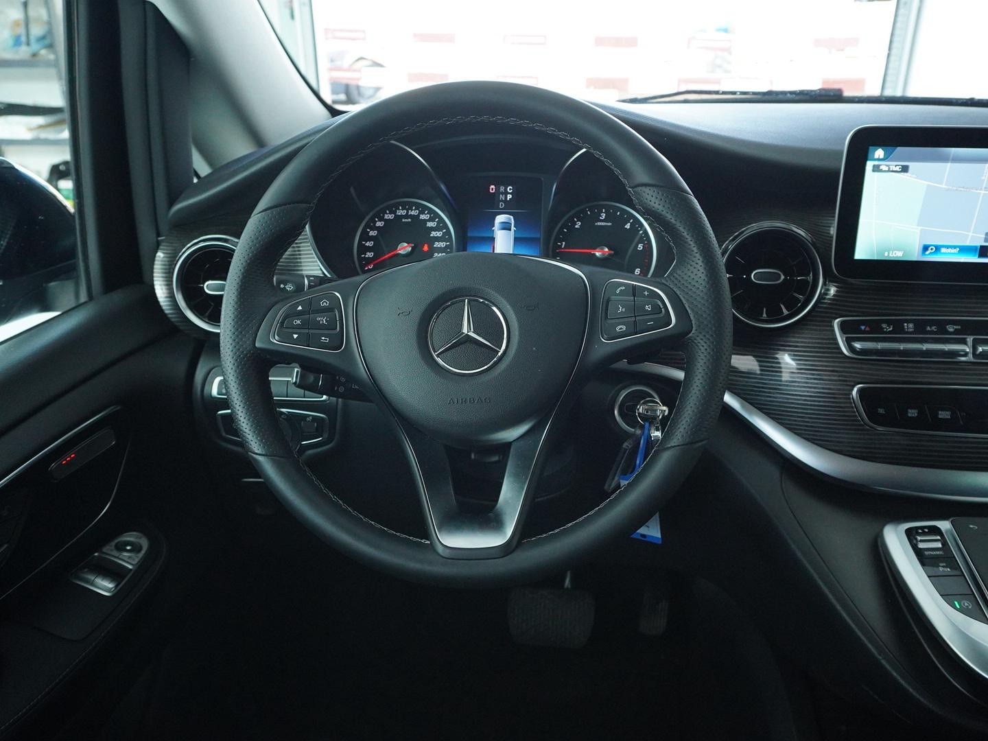 MERCEDES-BENZ V 250 d lang Avantgarde 4Matic G-Tronic-image-10