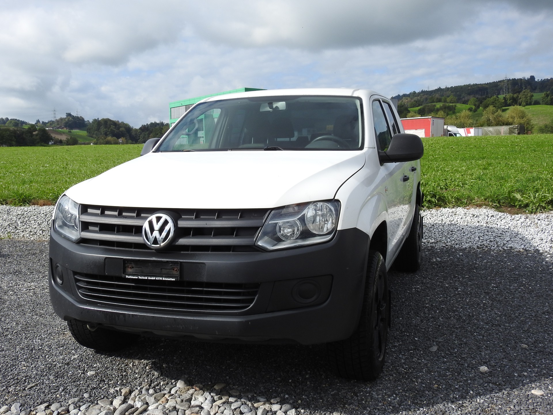 VW Amarok 2.0 BiTDI Trendline 4Motion-image-0