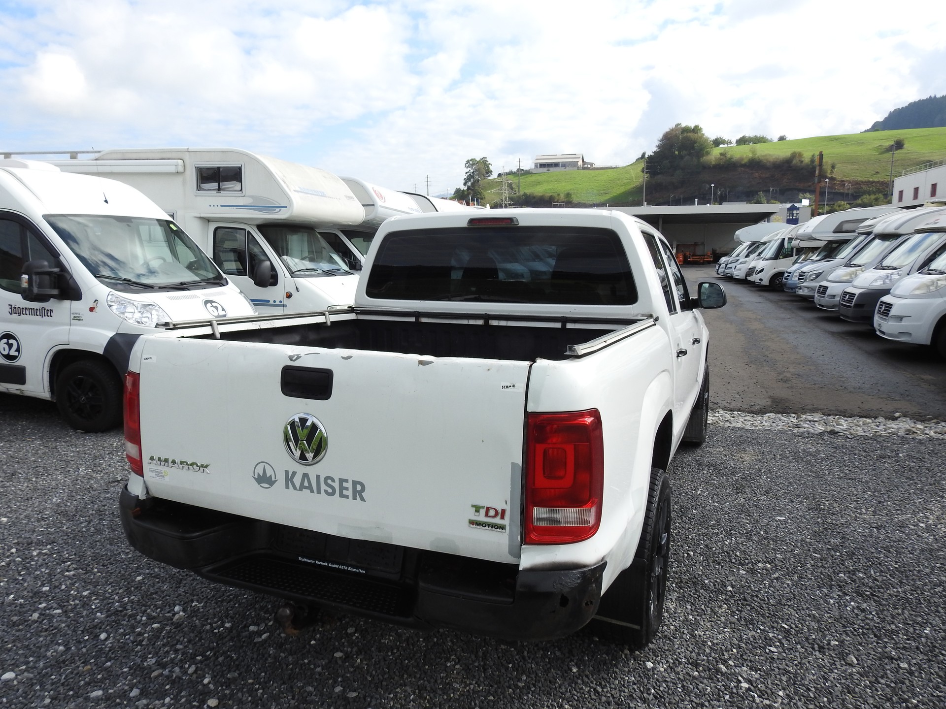 VW Amarok 2.0 BiTDI Trendline 4Motion-image-5