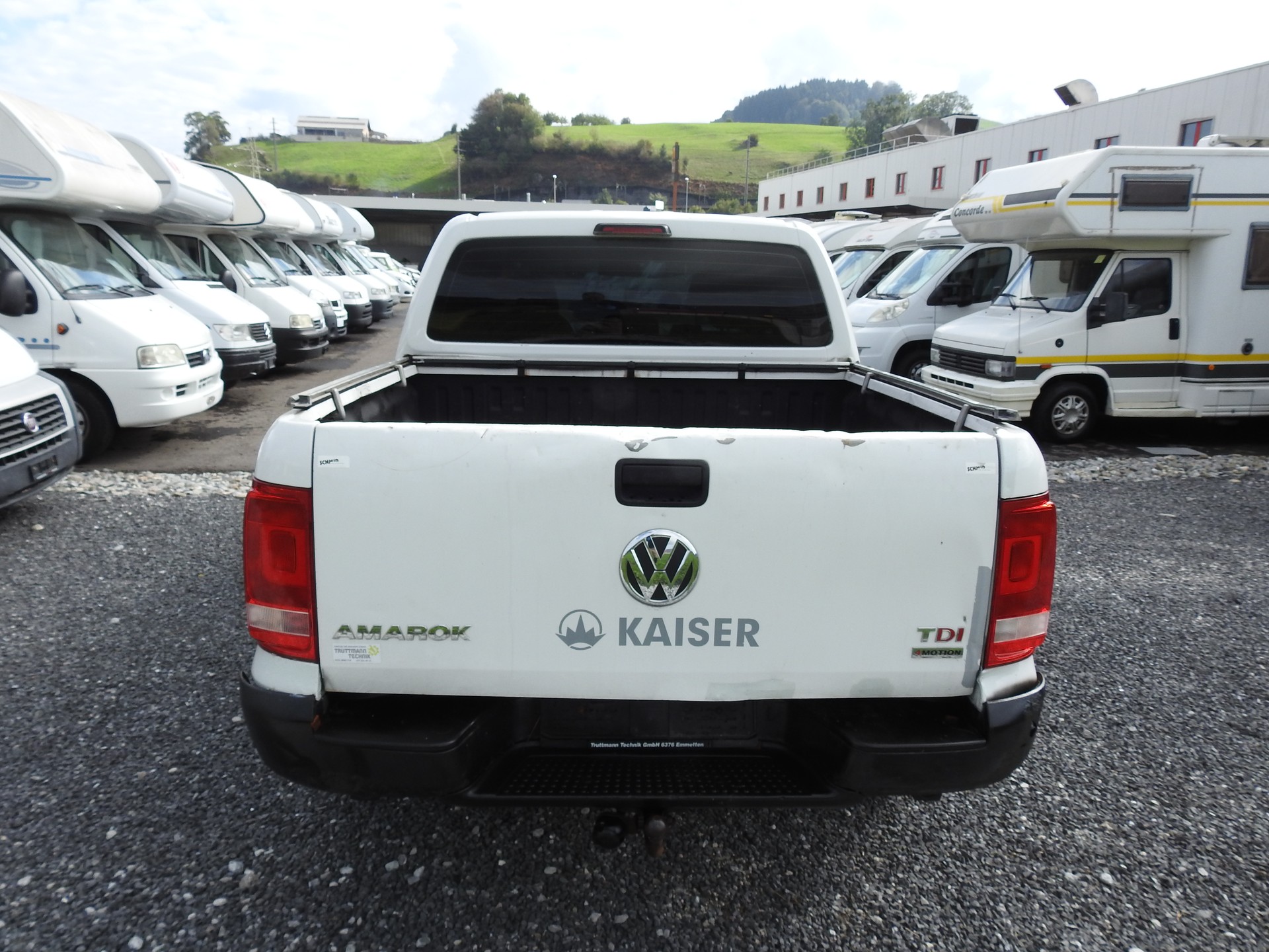 VW Amarok 2.0 BiTDI Trendline 4Motion-image-4