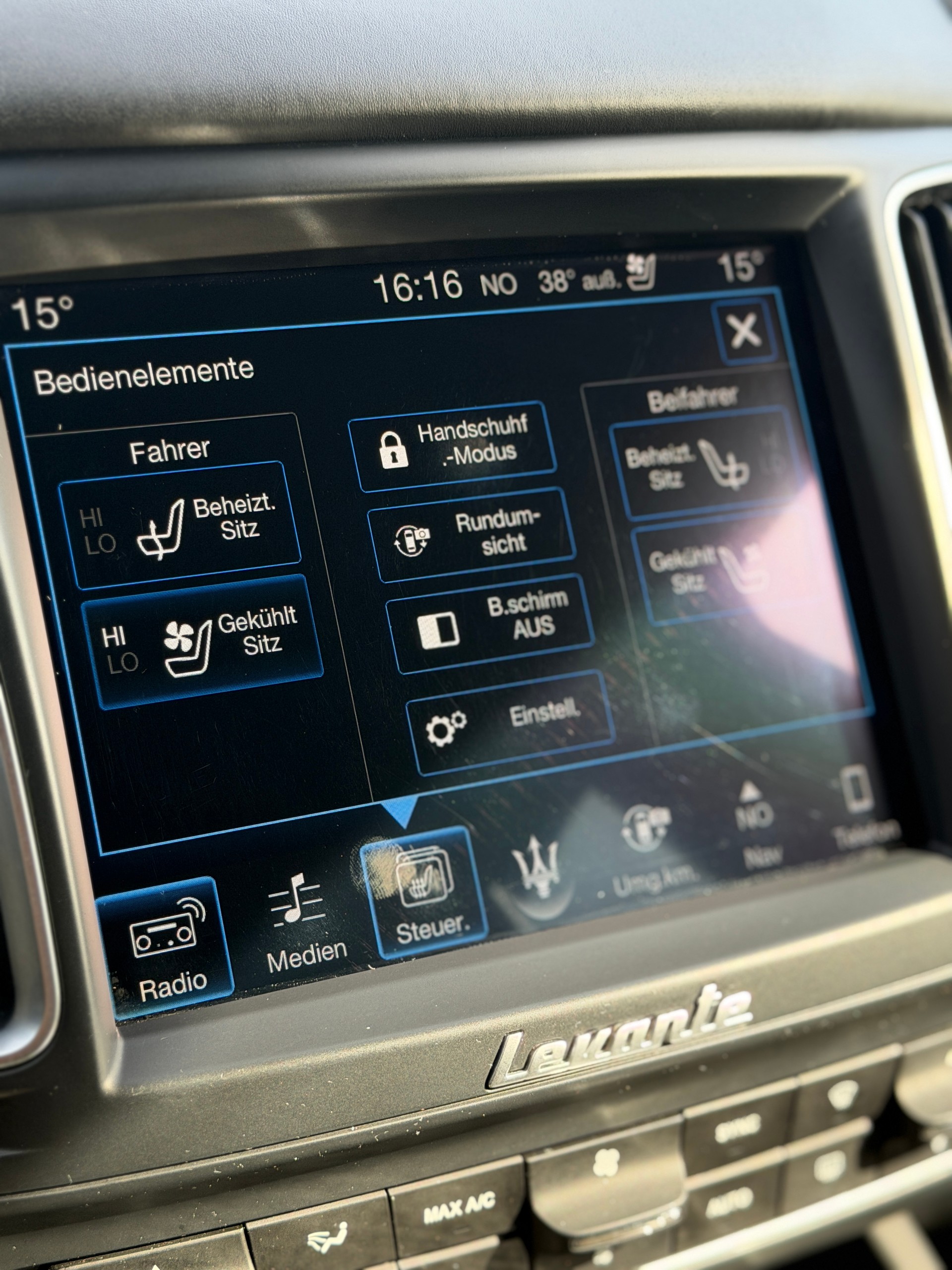 MASERATI Levante S 3.0 V6 Automatica-image-18