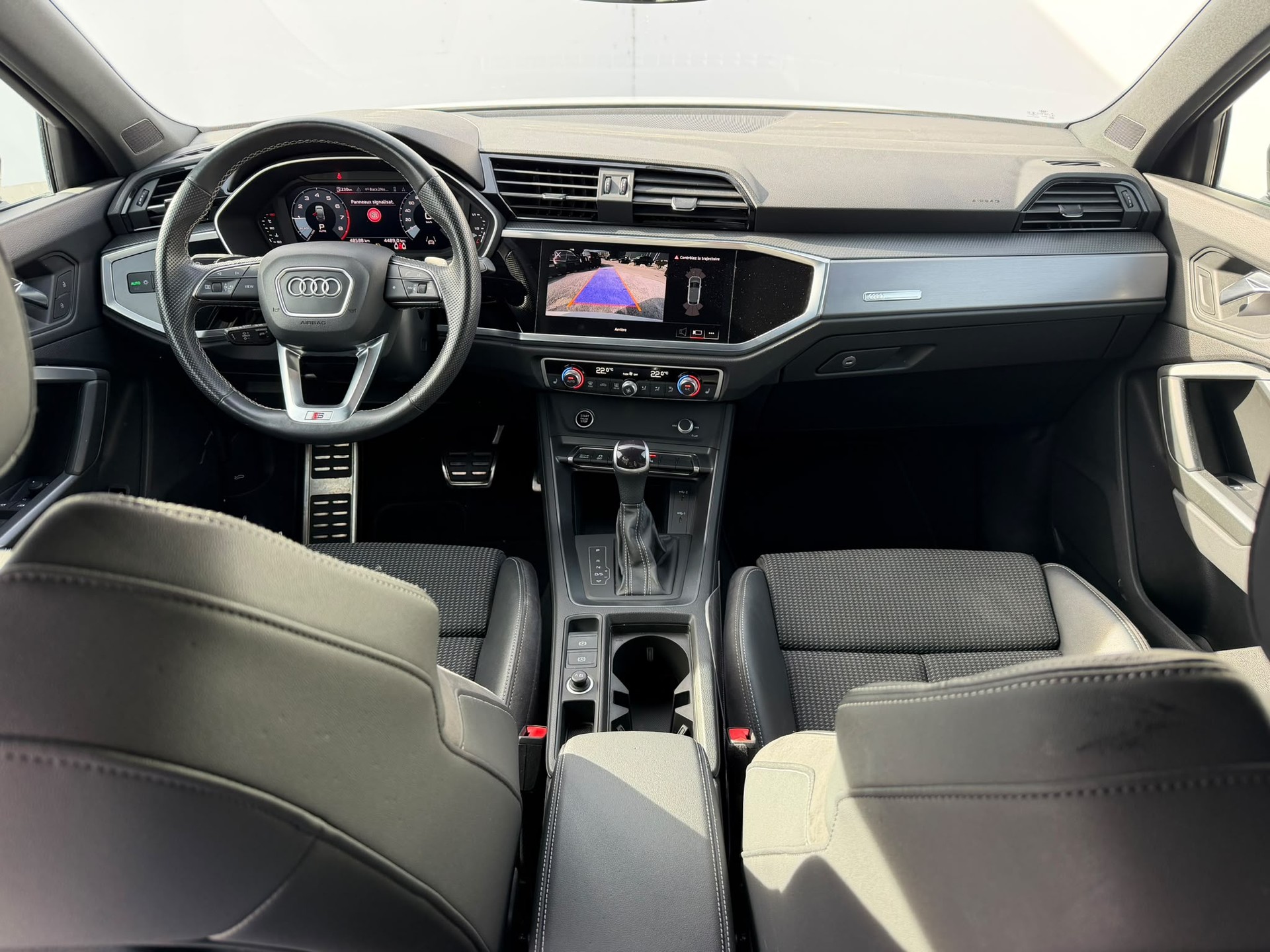AUDI Q3 Sportback 35 TFSI Attraction S-tronic-image-8