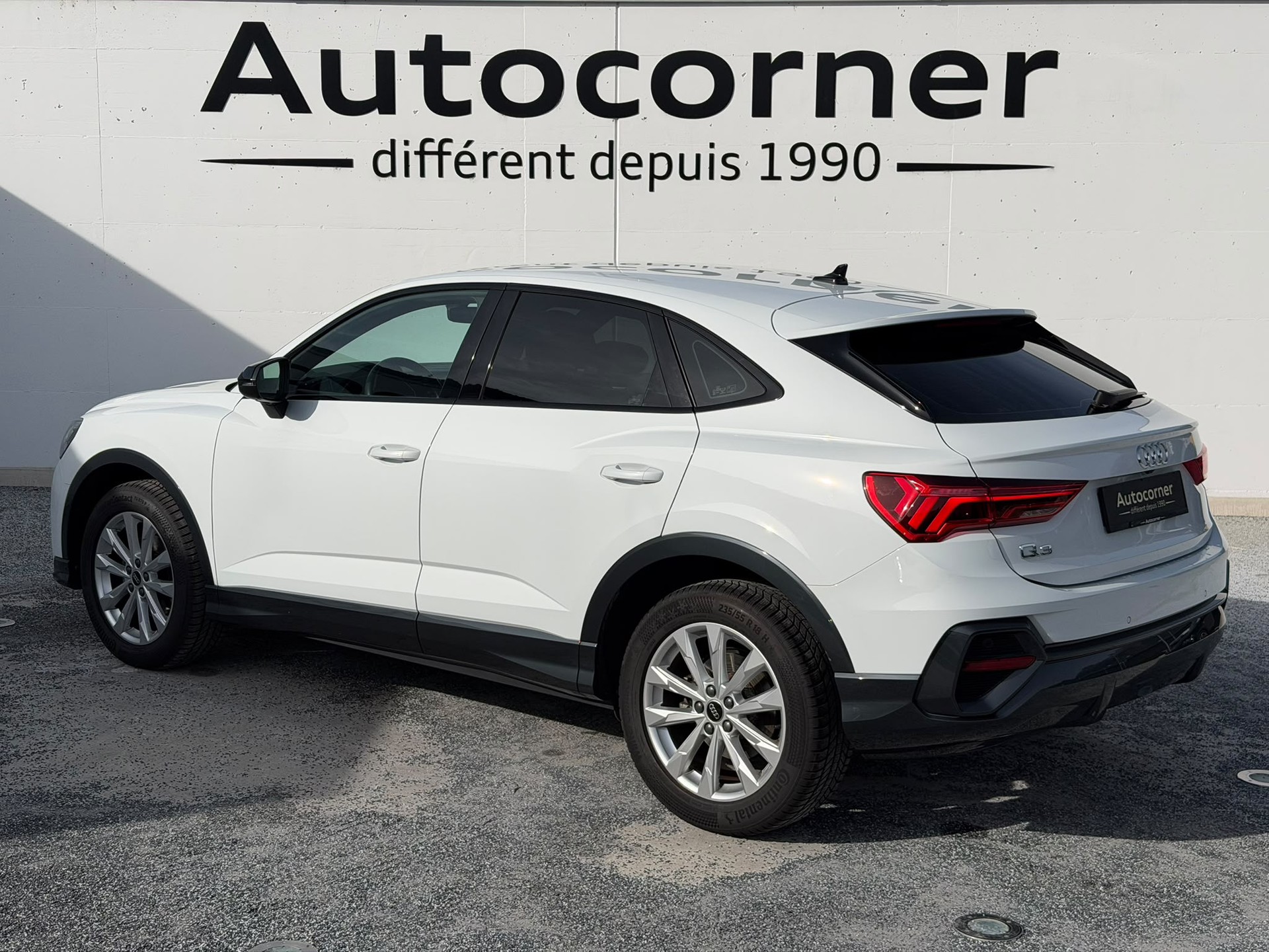 AUDI Q3 Sportback 35 TFSI Attraction S-tronic-image-5