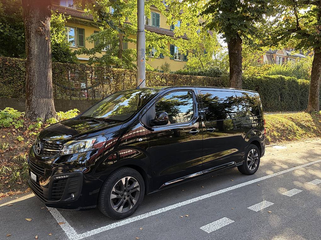 OPEL ZAFIRA-image-0