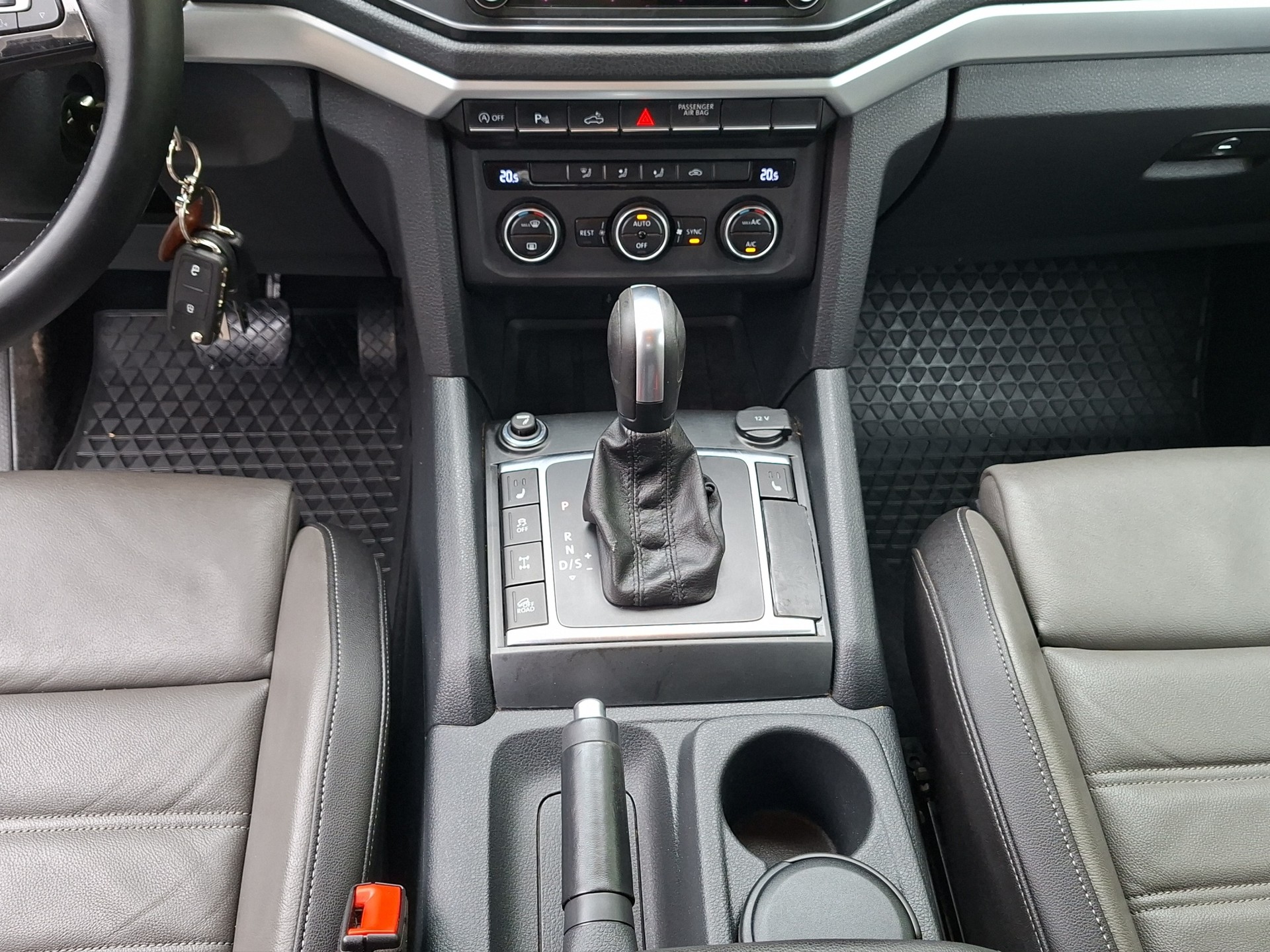VW Amarok 3.0TDI Highline 4Motion Automatic-image-13