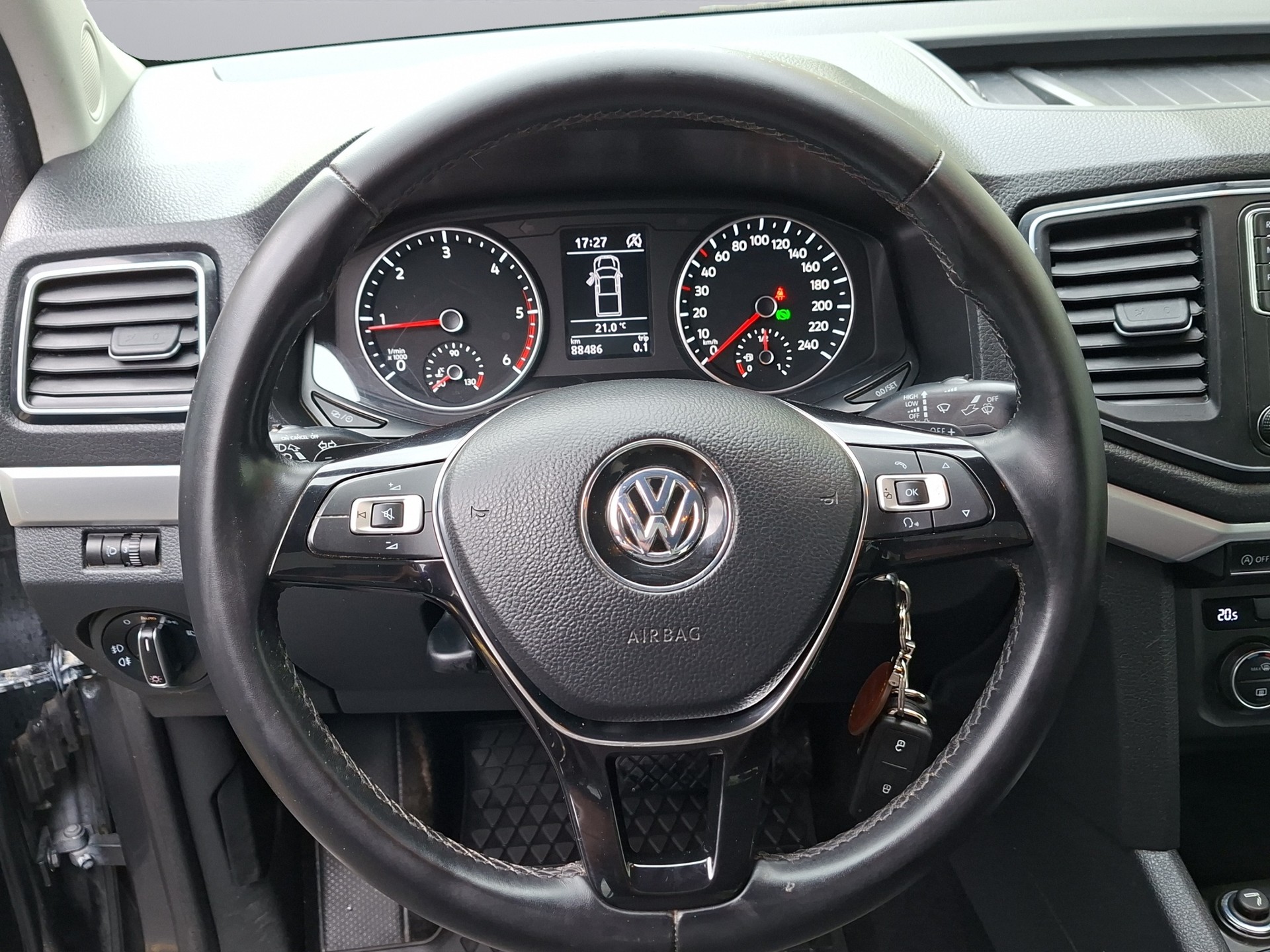 VW Amarok 3.0TDI Highline 4Motion Automatic-image-9