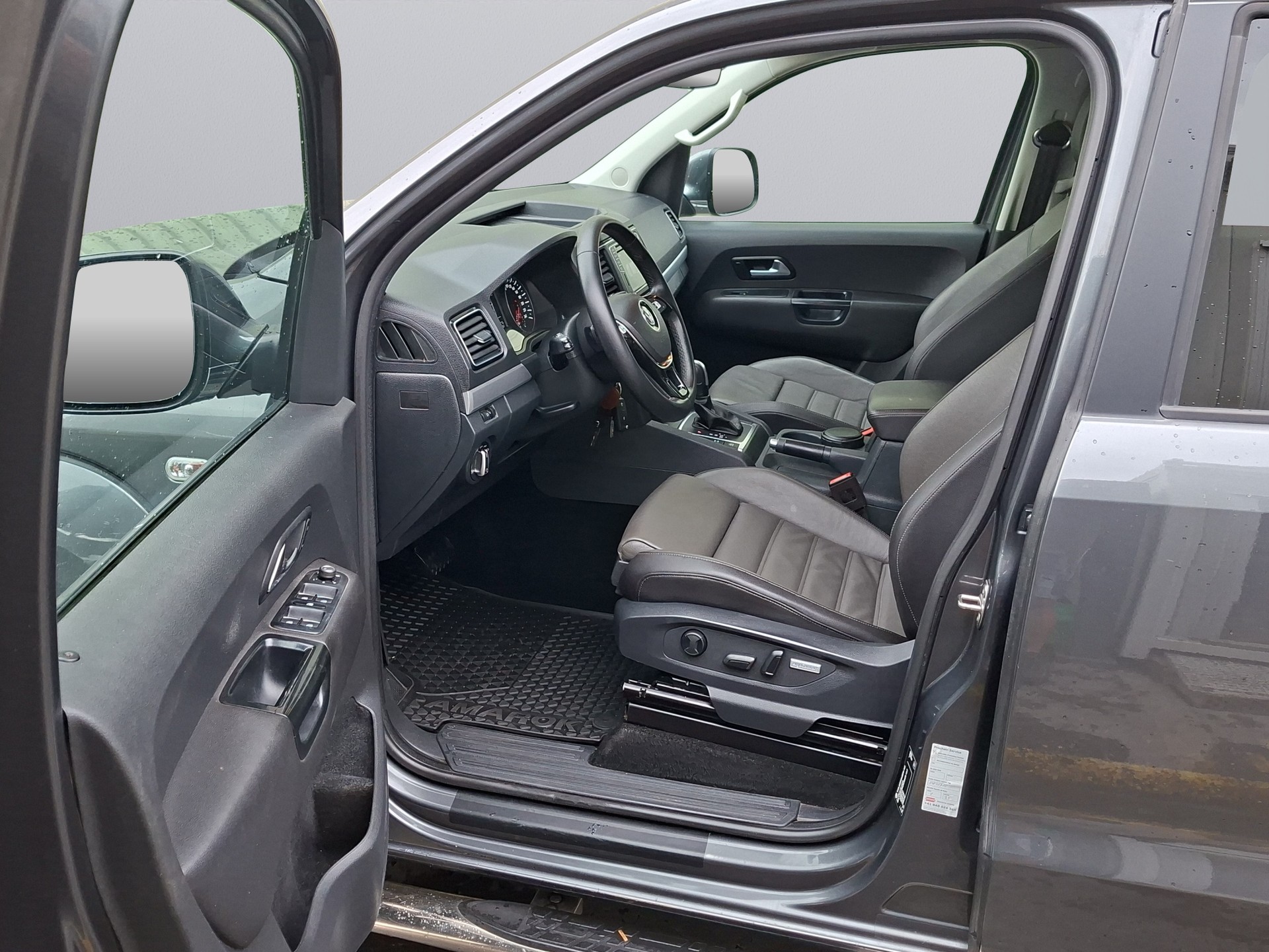 VW Amarok 3.0TDI Highline 4Motion Automatic-image-18