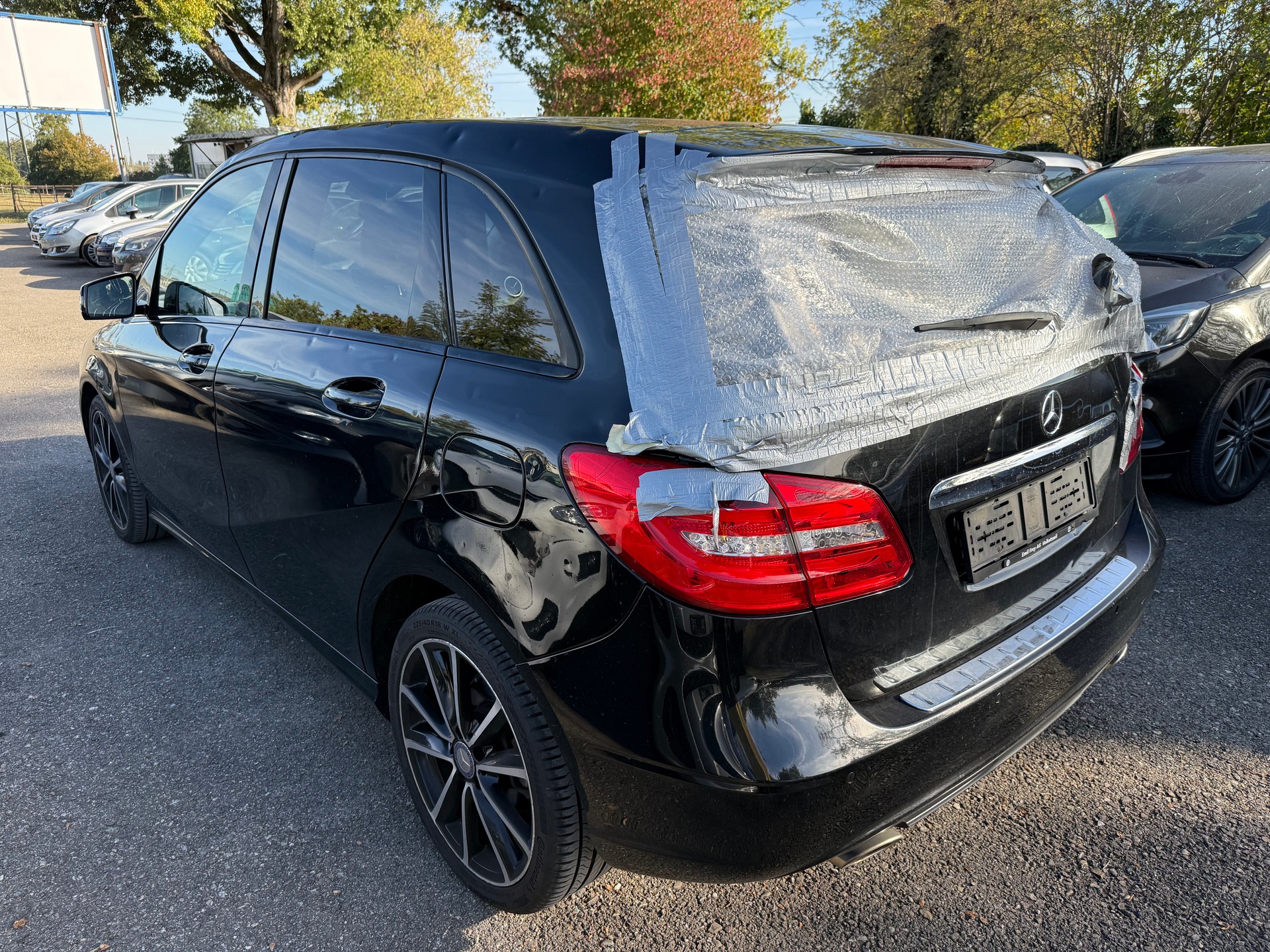 MERCEDES-BENZ B 180 7G-DCT-image-5