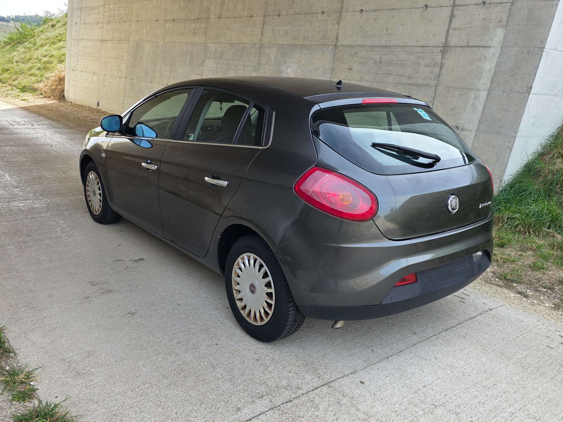 FIAT Bravo 1.9 16V JTD Emotion-image-4