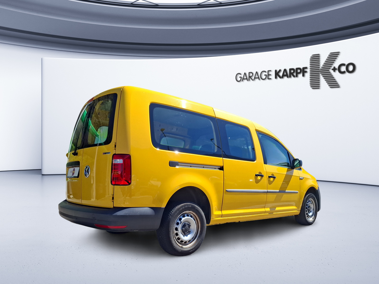 VW Caddy Maxi 2.0TDI 4Motion BlueMotion Technology-image-5