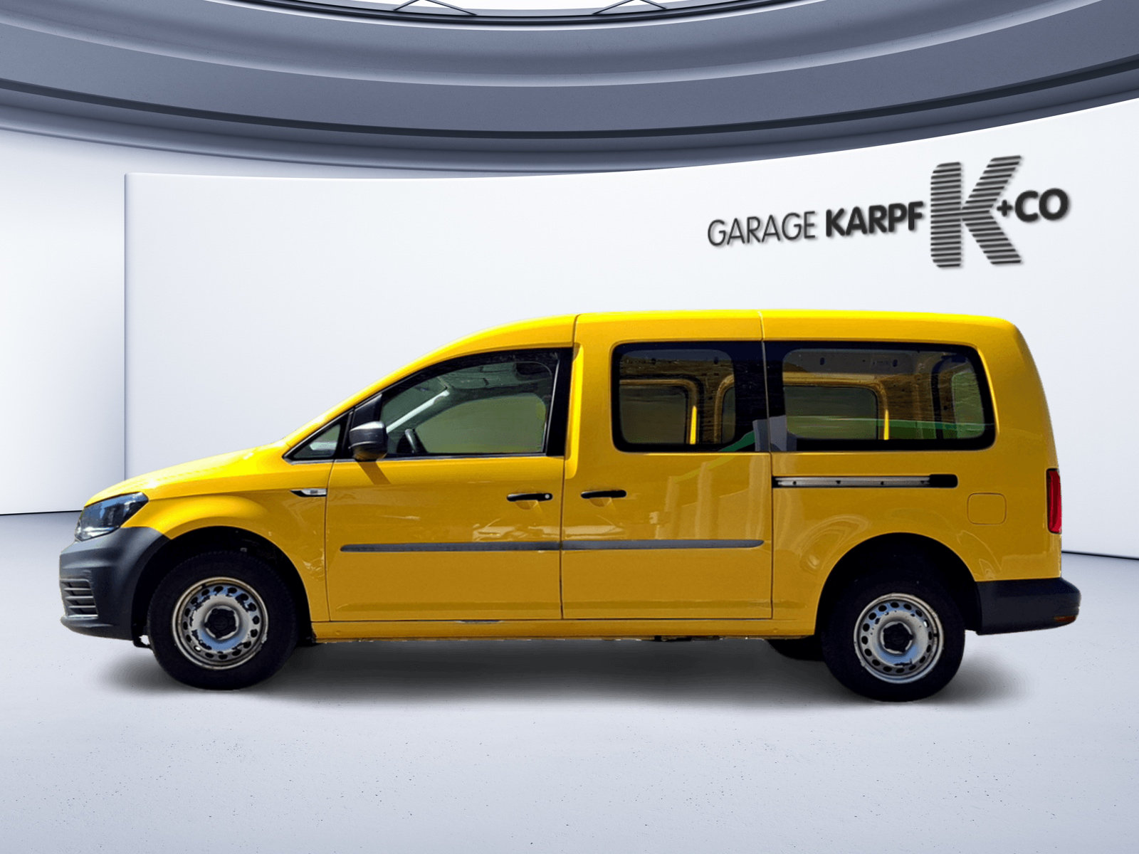 VW Caddy Maxi 2.0TDI 4Motion BlueMotion Technology-image-1