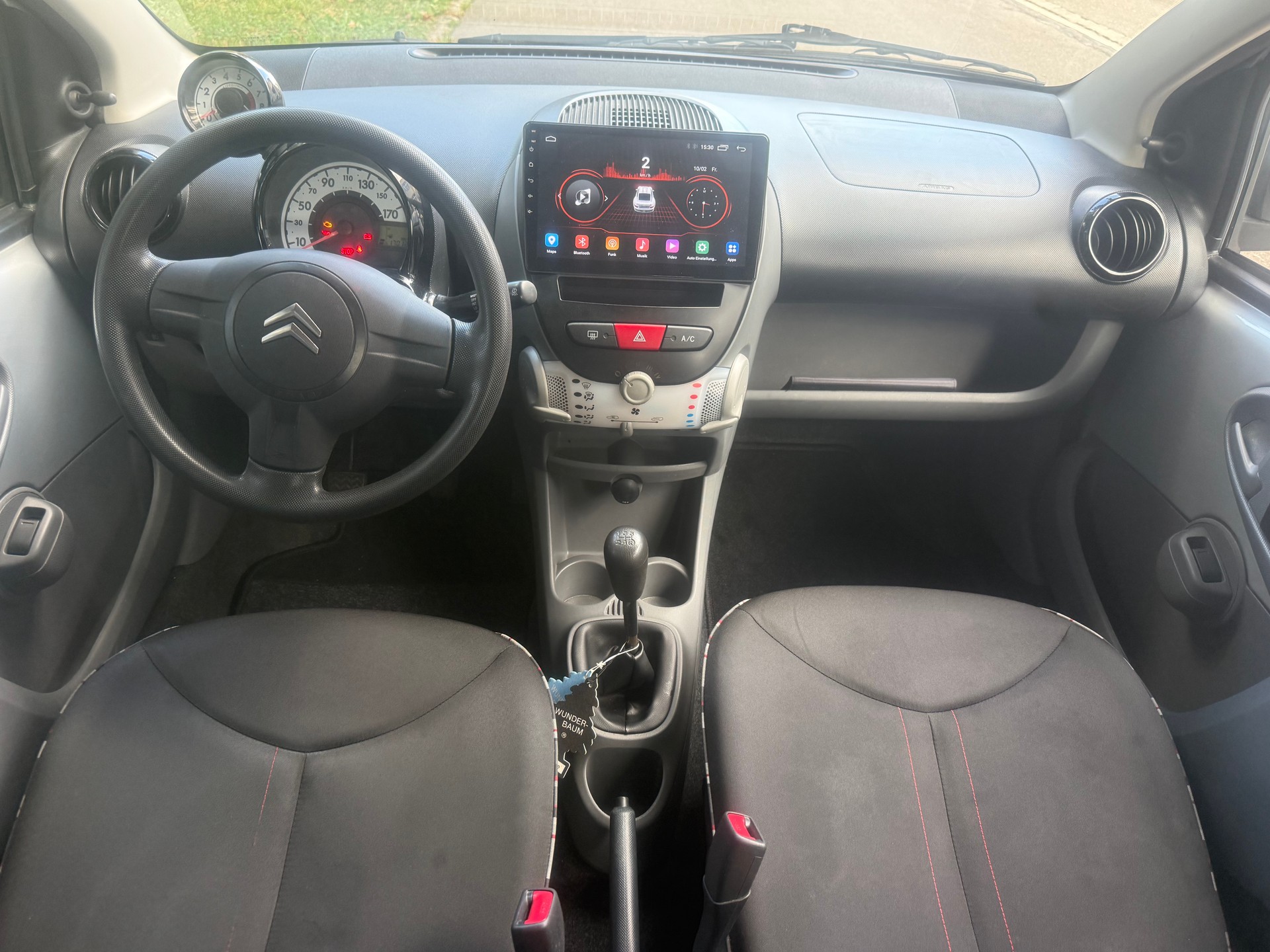CITROEN C1 1.0i Swiss Style-image-6