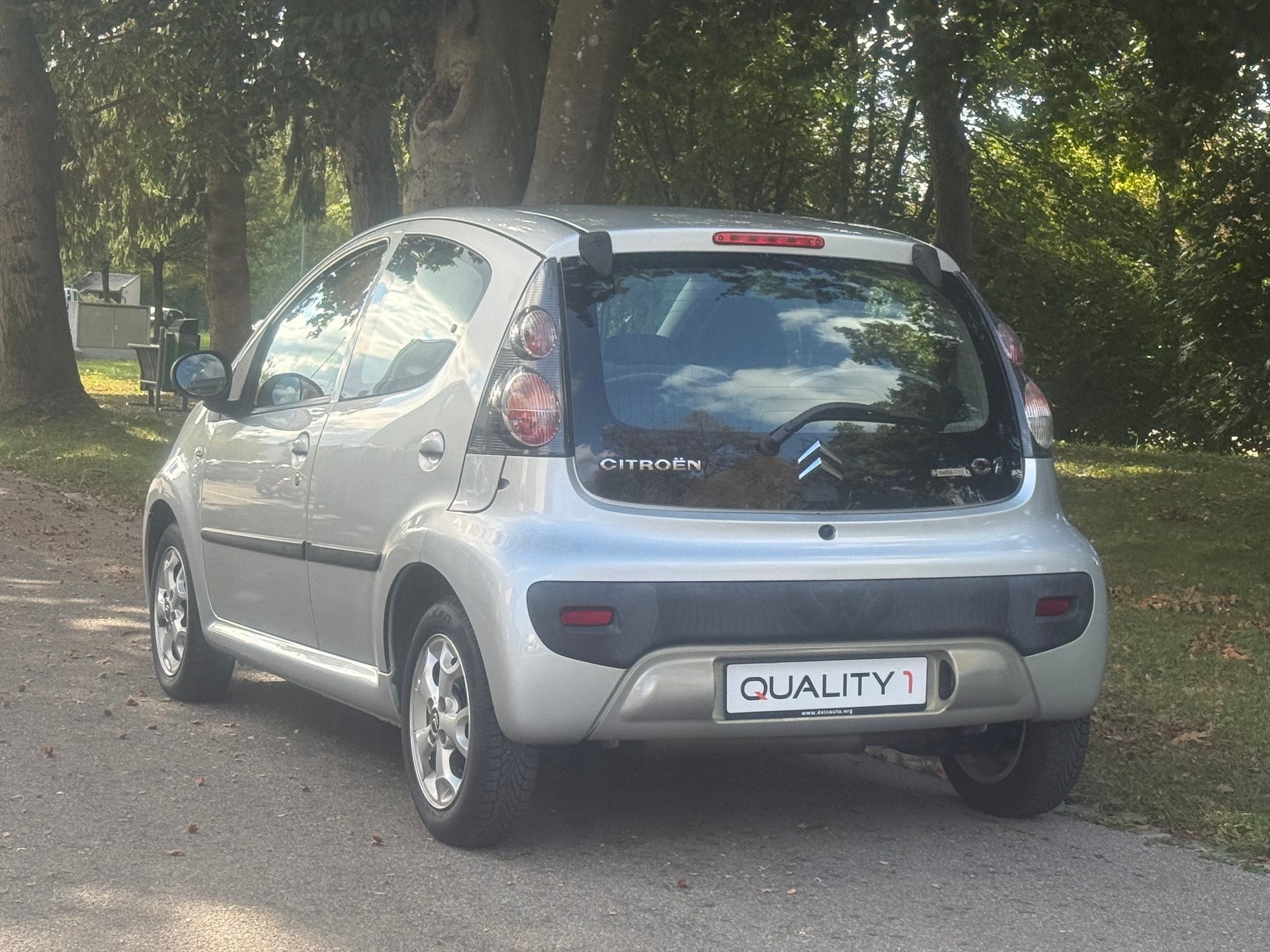 CITROEN C1 1.0i Swiss Style-image-2