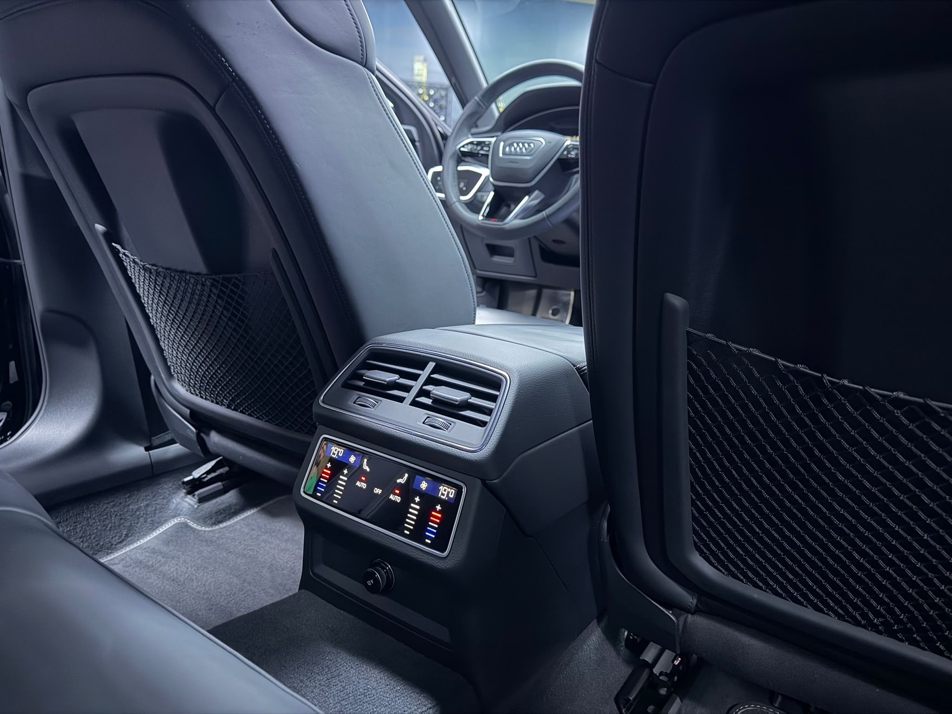 AUDI S6 Limousine 3.0 TDI quattro tiptronic / Vollausstattung / Panorama / RS Sitz / Leasing ab 599.--image-23