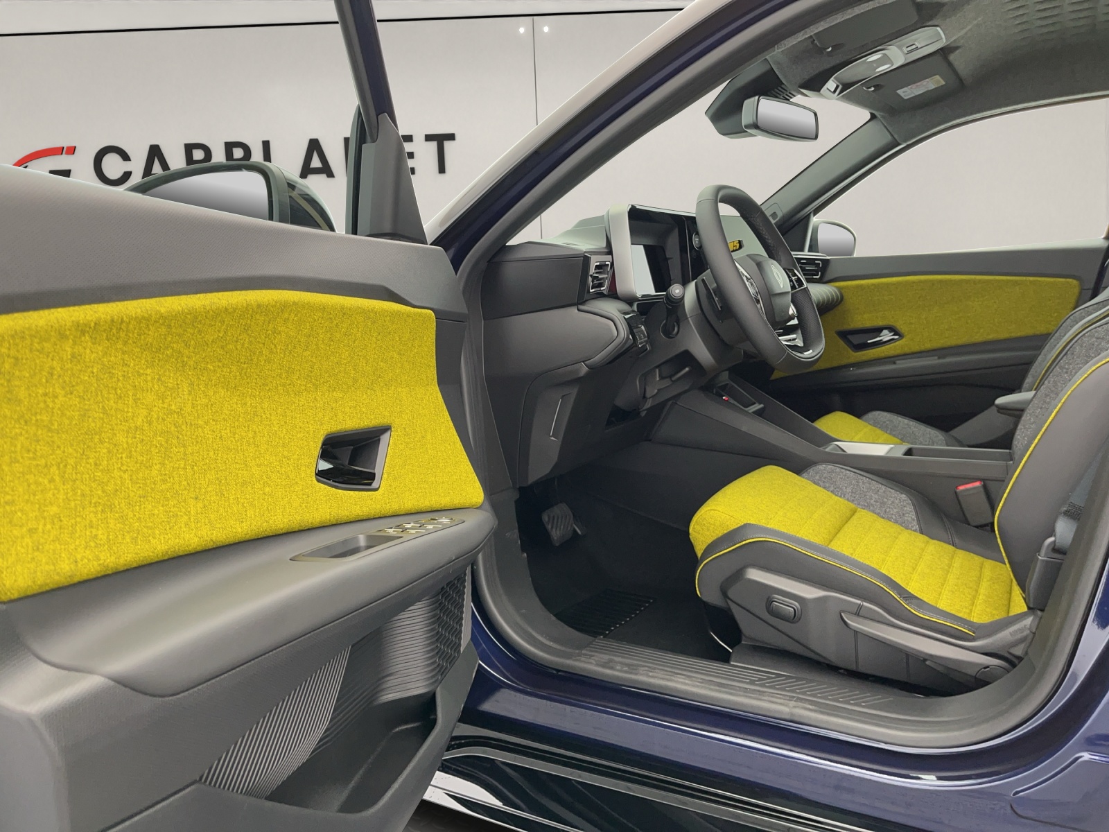 RENAULT R5 E-Tech Comfort Range iconic five-image-6