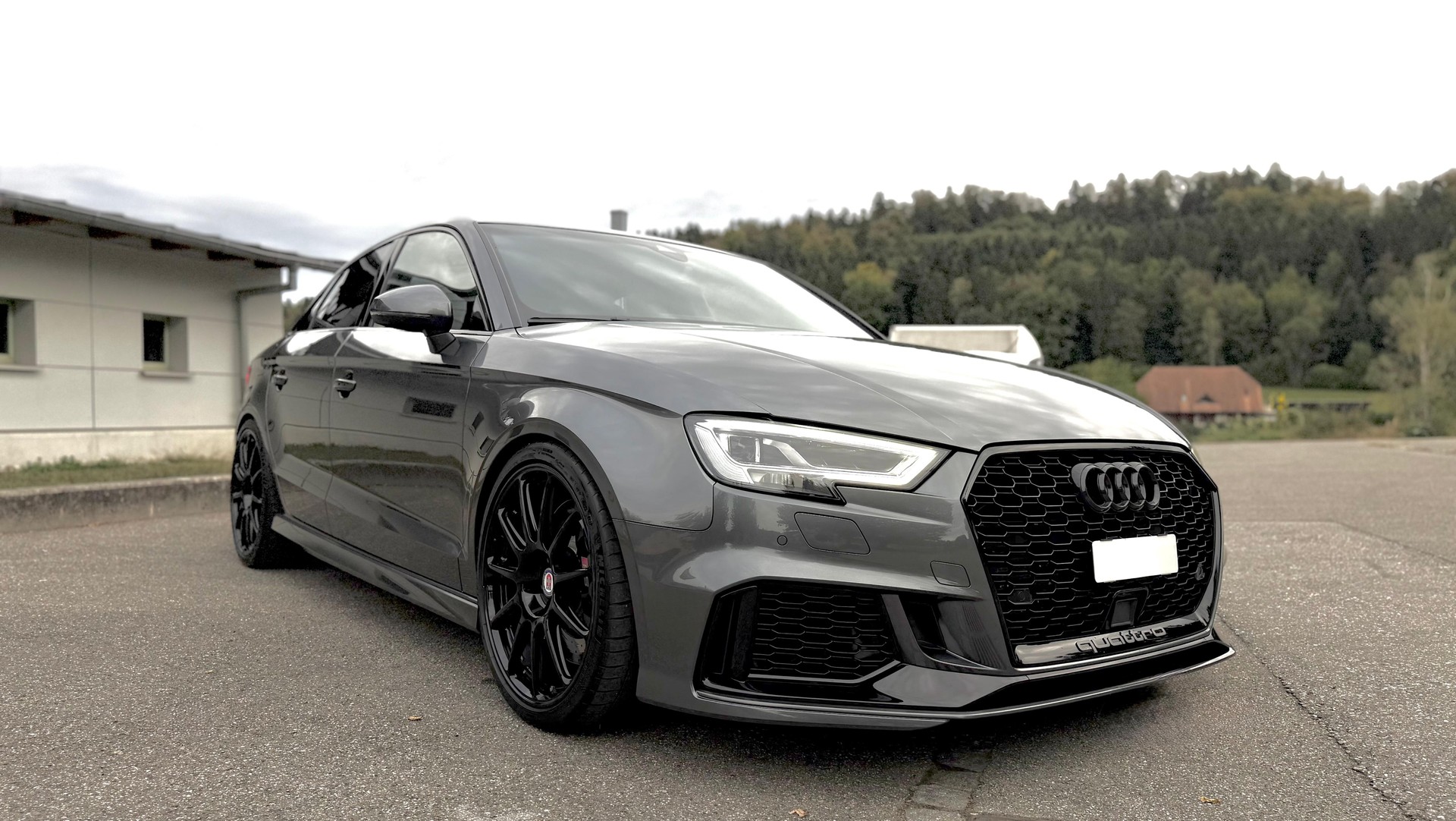 AUDI 2.5 T FSI quattro S-Tronic-image-1