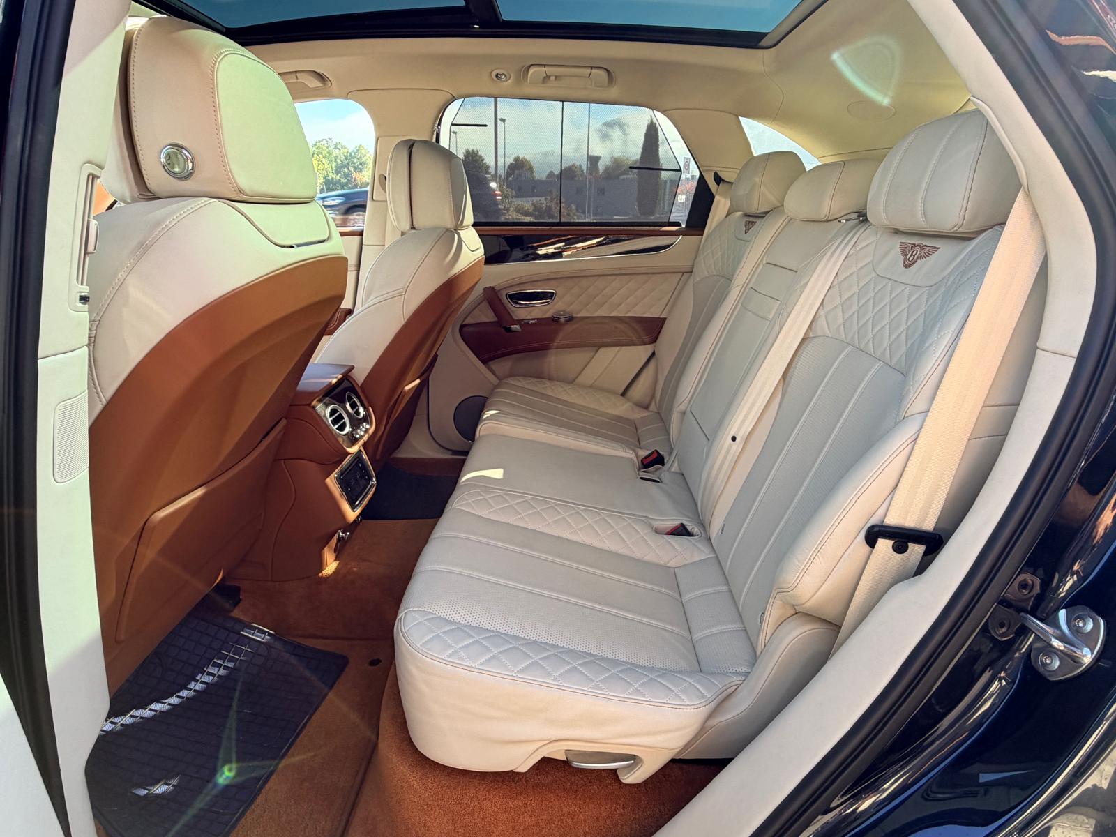 BENTLEY Bentayga W12-image-12