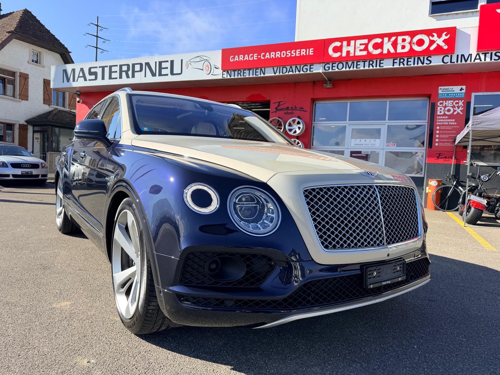 BENTLEY Bentayga W12-image-0