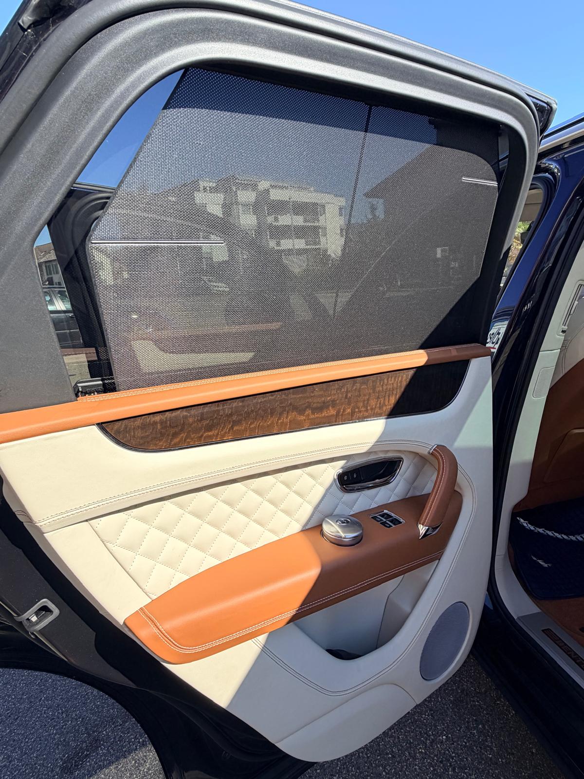 BENTLEY Bentayga W12-image-15