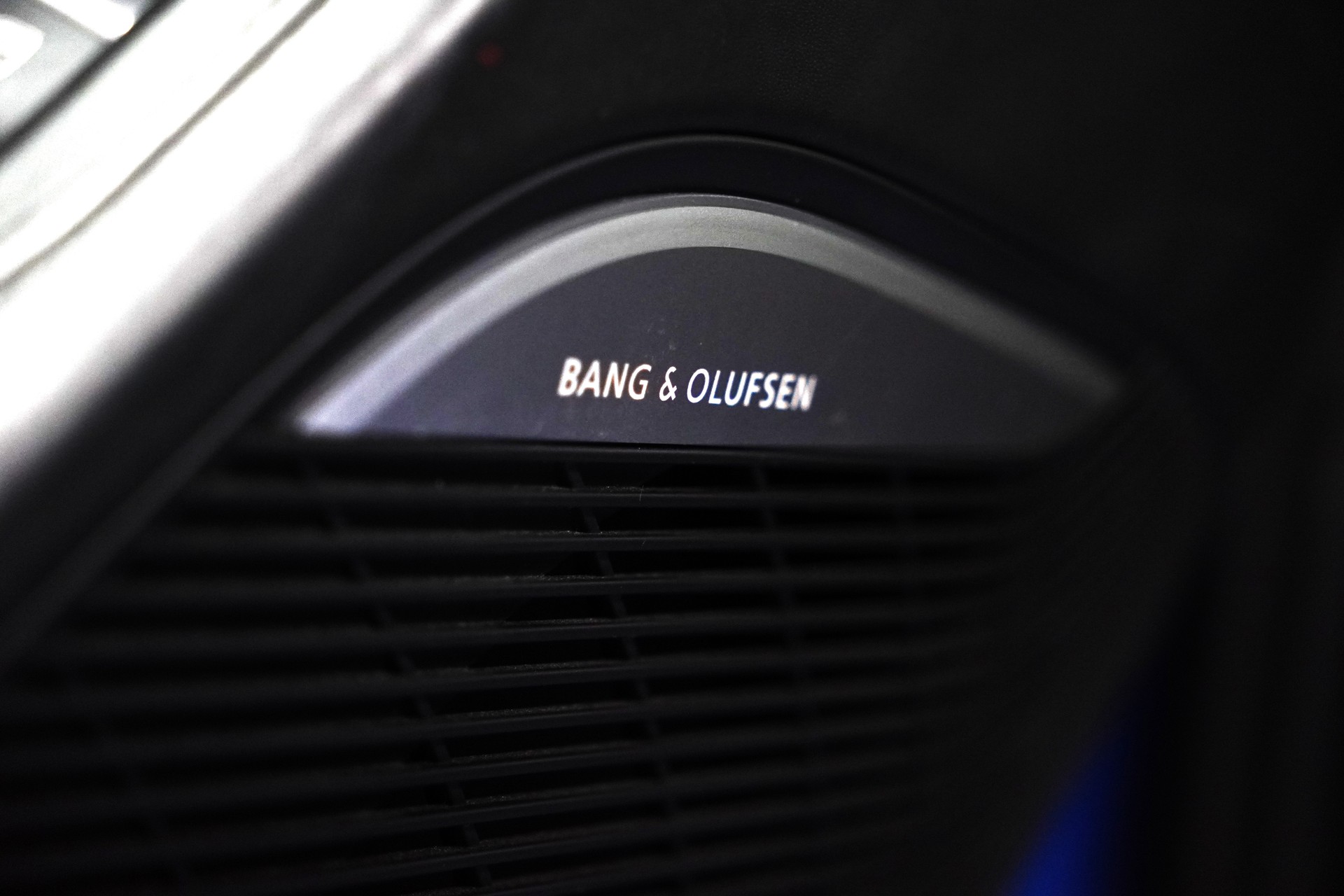 AUDI R8 Coupé 5.2 plus S-Tronic-image-21