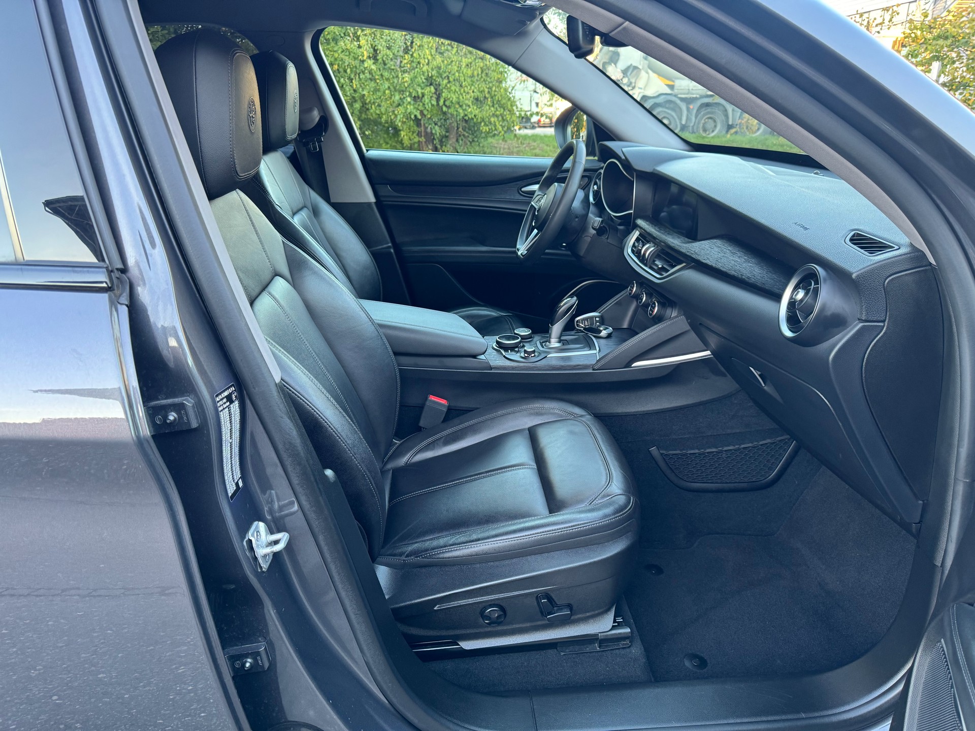 ALFA ROMEO Stelvio 2.2 JTDM Super Q4 Automatic-image-9