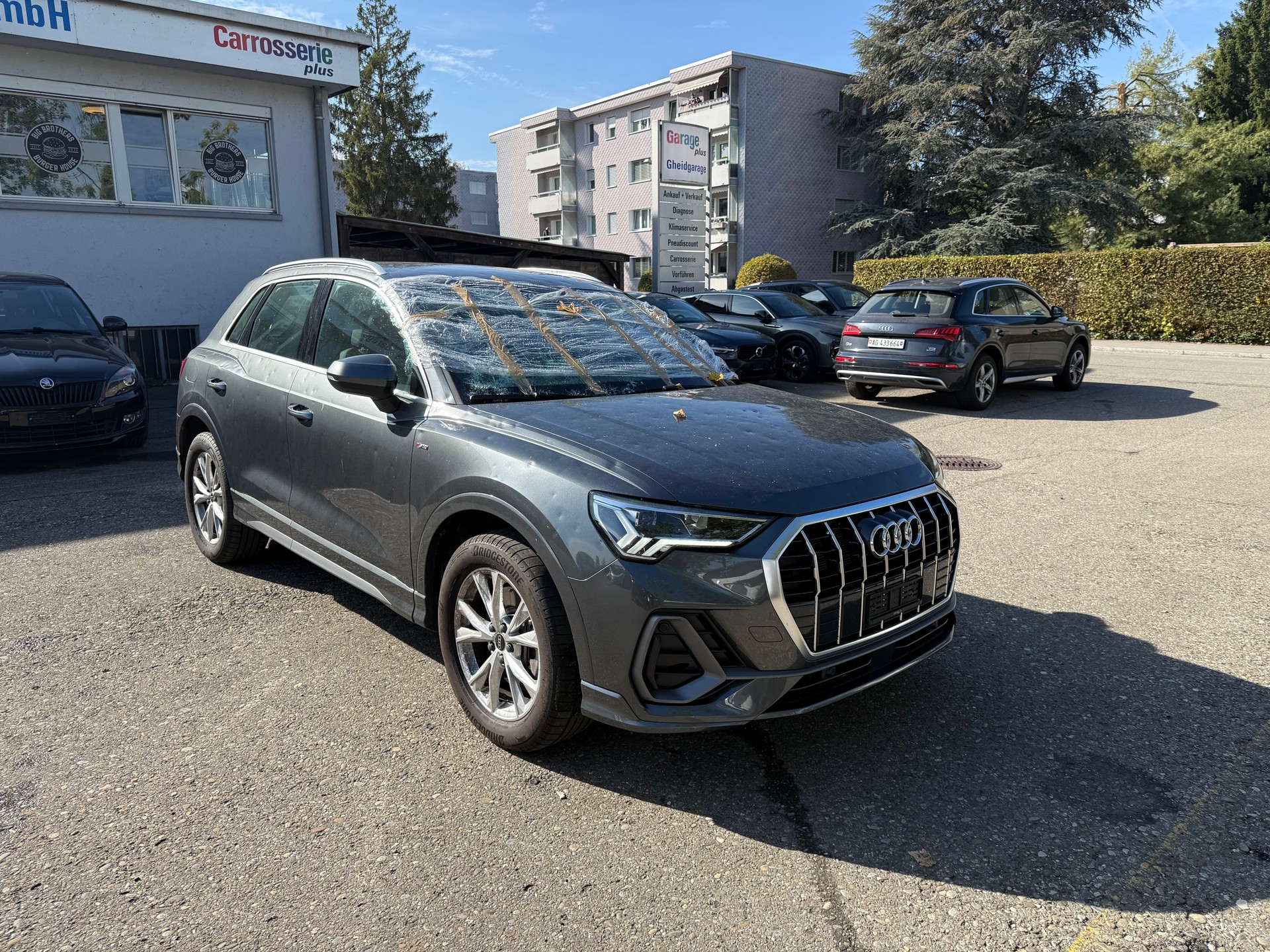 AUDI Q3 40 TFSI S line quattro S-tronic-image-1