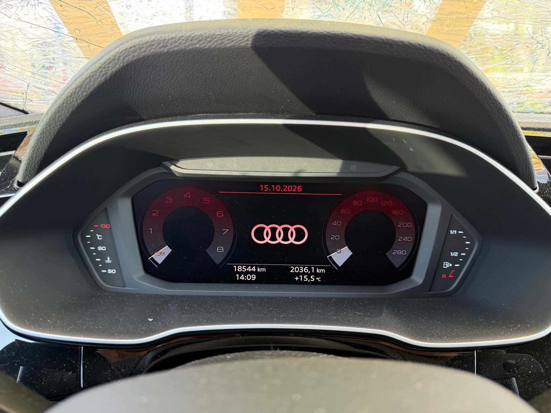 AUDI Q3 40 TFSI S line quattro S-tronic-image-6