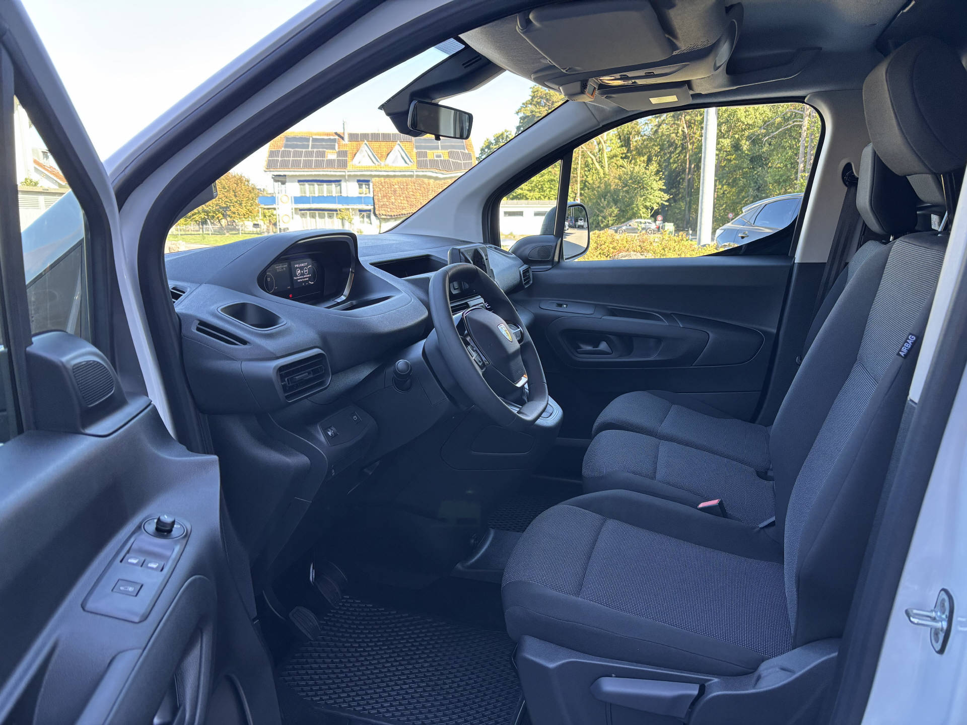 PEUGEOT Partner Kaw. 1000 Long 1.5 BlueHDI 130 S/S-image-9