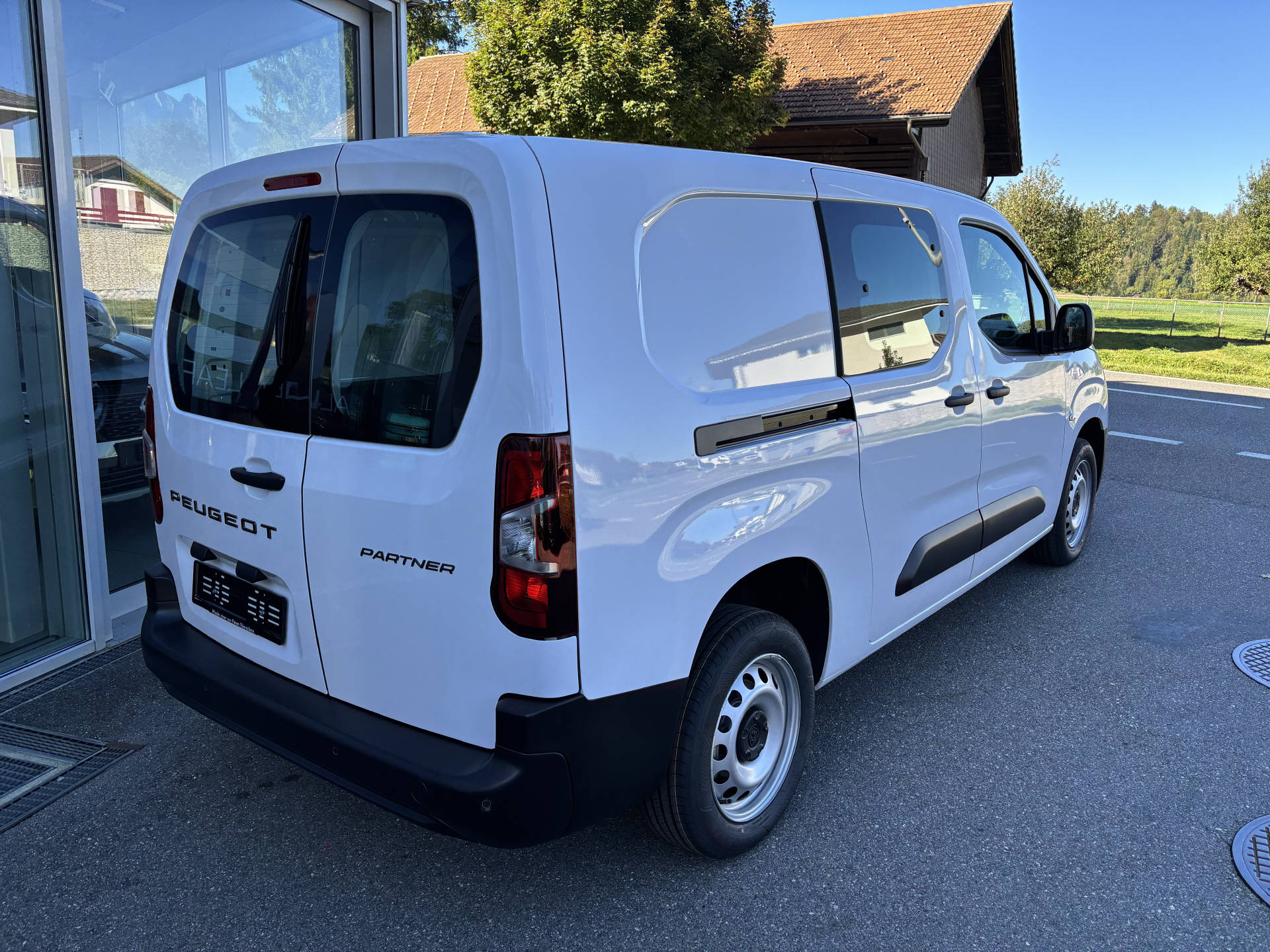PEUGEOT Partner Kaw. 1000 Long 1.5 BlueHDI 130 S/S-image-3