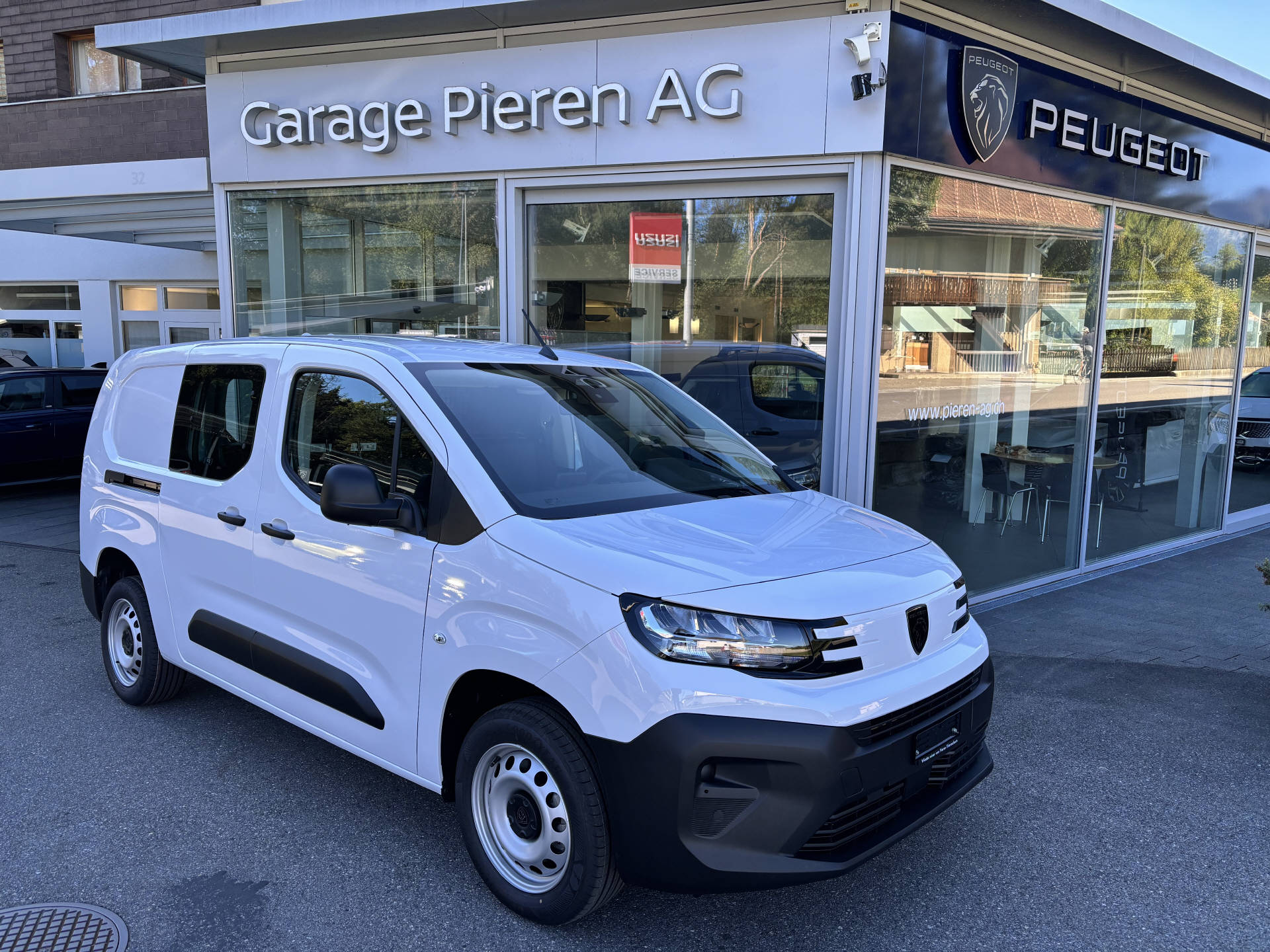 PEUGEOT Partner Kaw. 1000 Long 1.5 BlueHDI 130 S/S-image-0