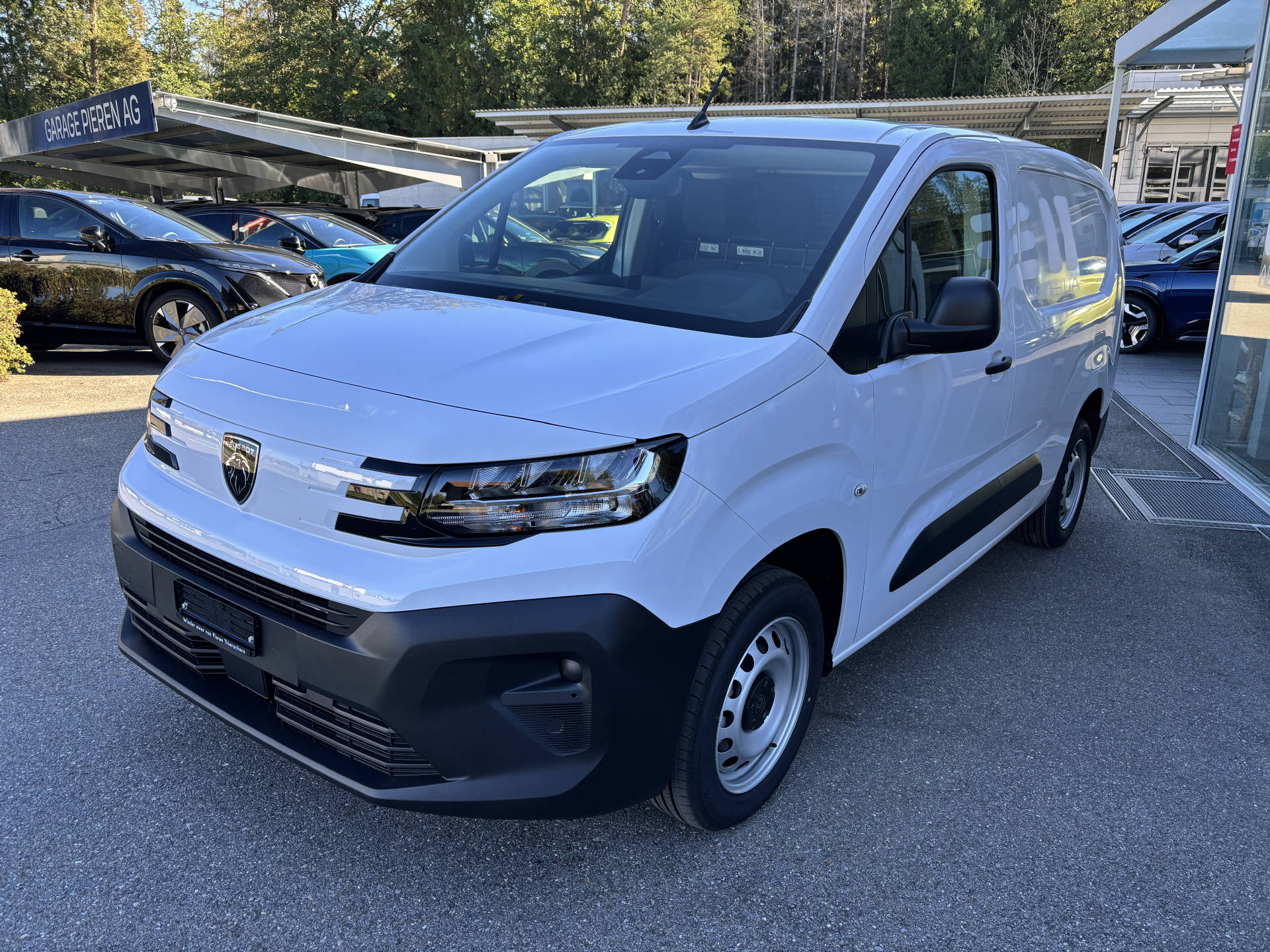 PEUGEOT Partner Kaw. 1000 Long 1.5 BlueHDI 130 S/S-image-1