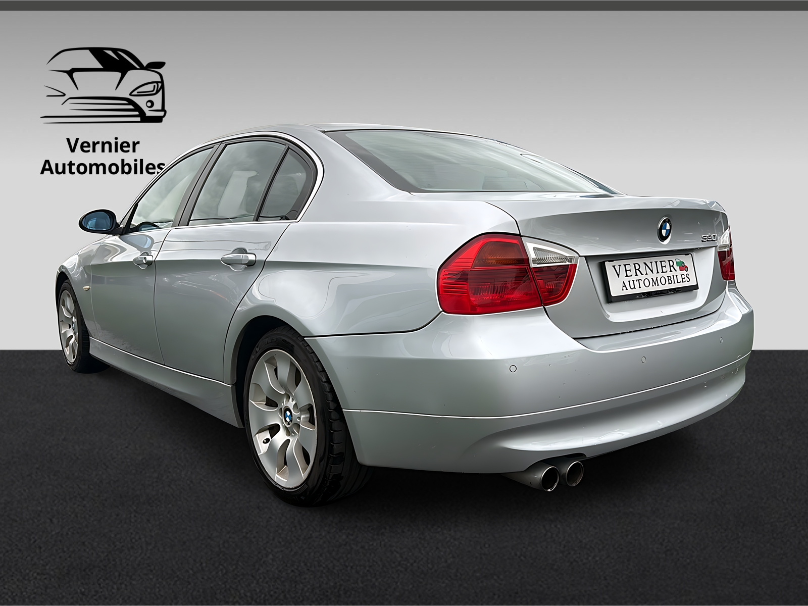BMW 330i-image-3