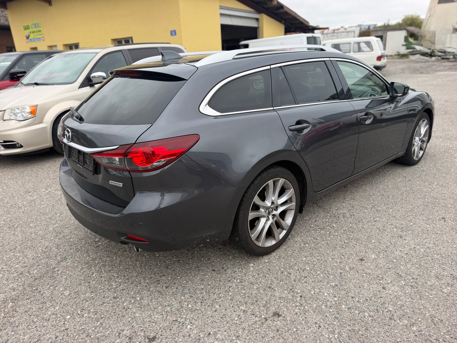 MAZDA 6 Sportwagon 2.2 D 16V HP Revolution Automatic-image-4