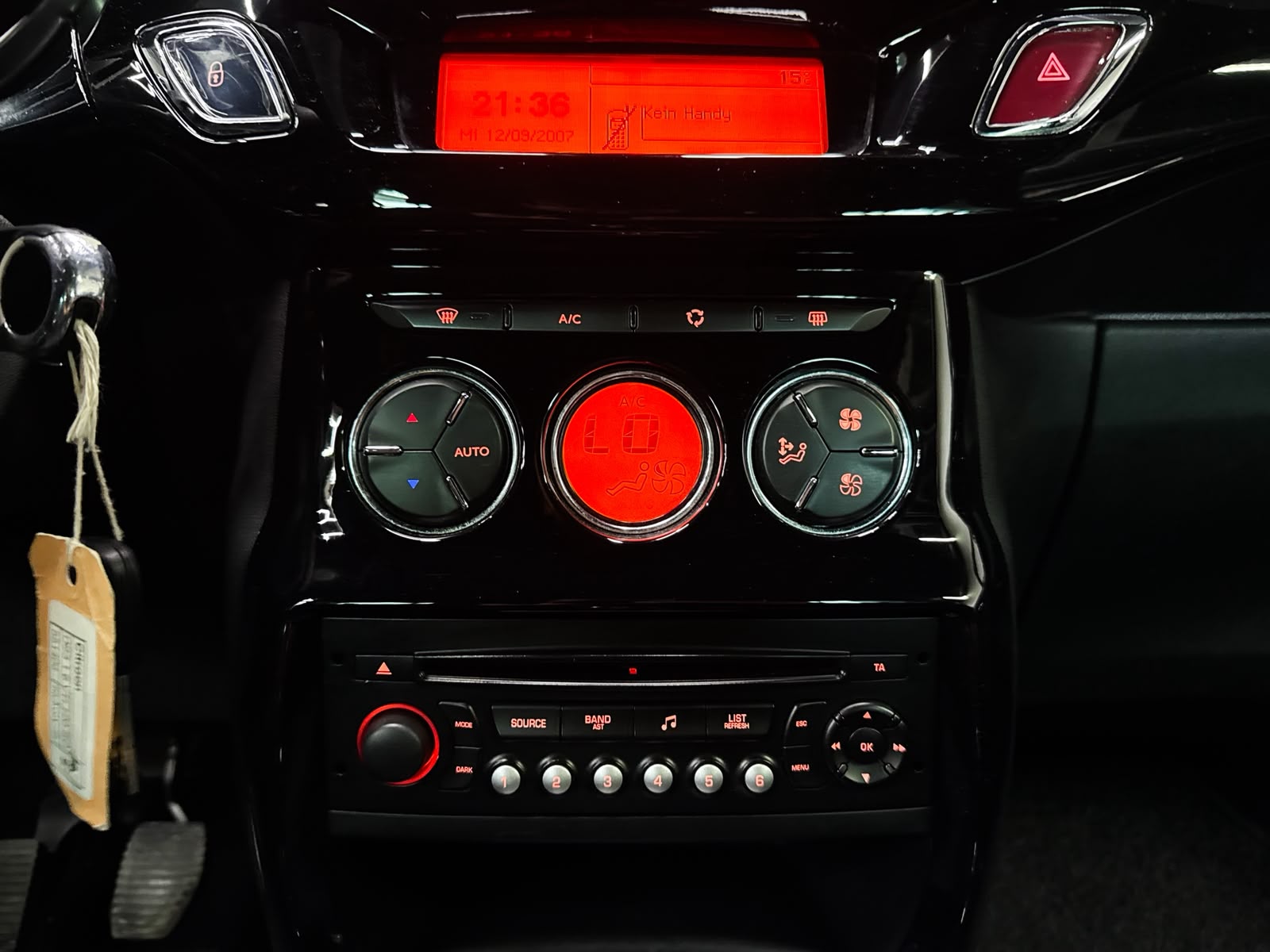 DS AUTOMOBILES DS3 1.6 VTi SO Chic-image-13