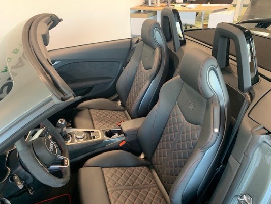 AUDI TT Rds 45 TFSI quattro-image-12