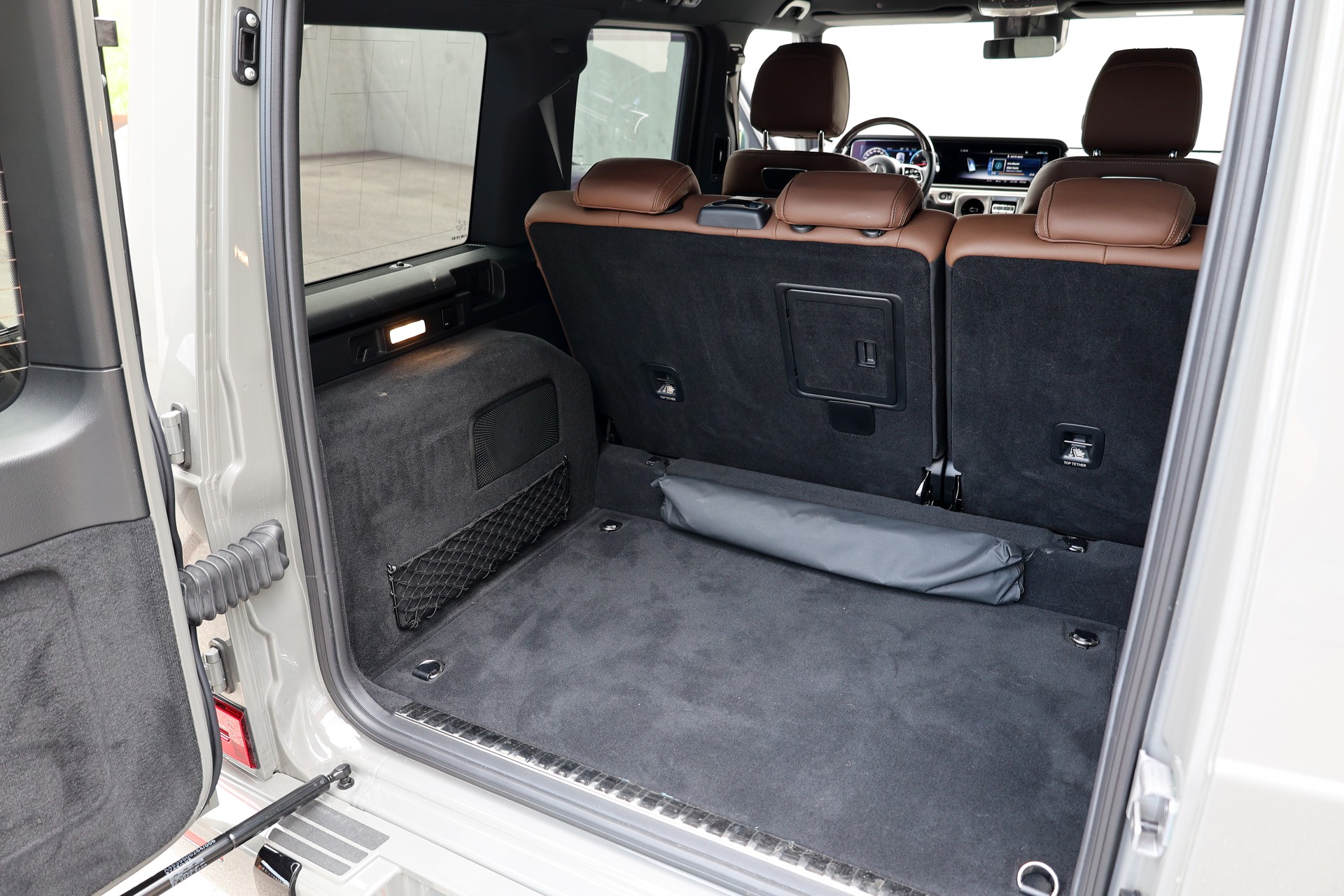 MERCEDES-BENZ G 350 d AMG Line 9G-Tronic-image-13