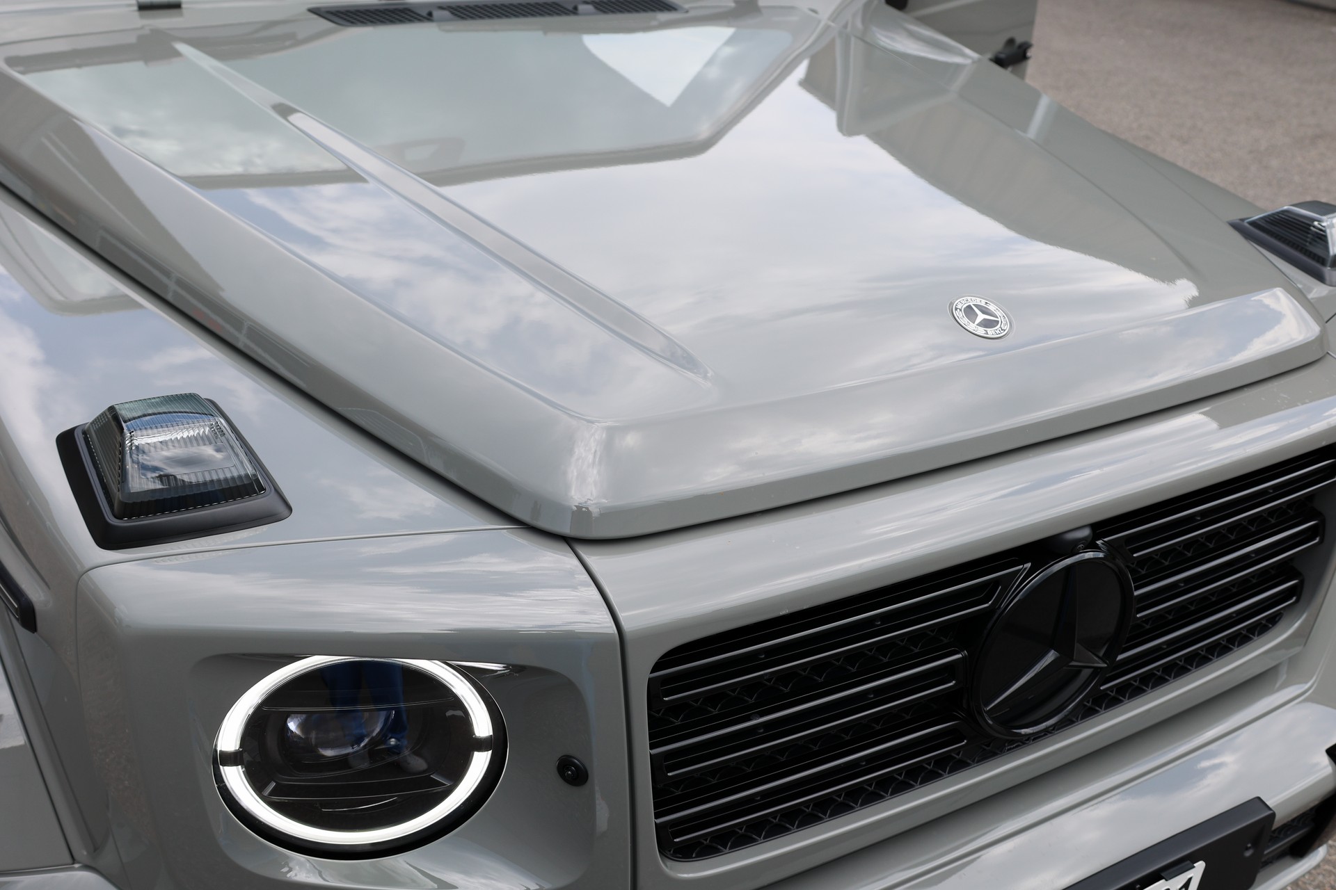 MERCEDES-BENZ G 350 d AMG Line 9G-Tronic-image-3