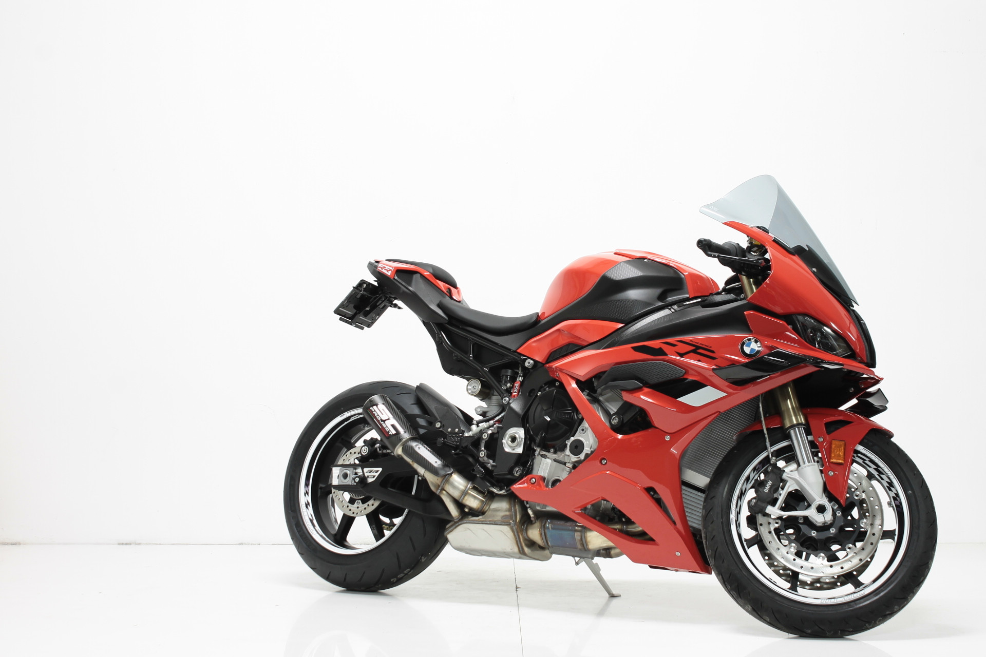 BMW S 1000 RR Passion Bridgestone Umbau-showroom-element-1
