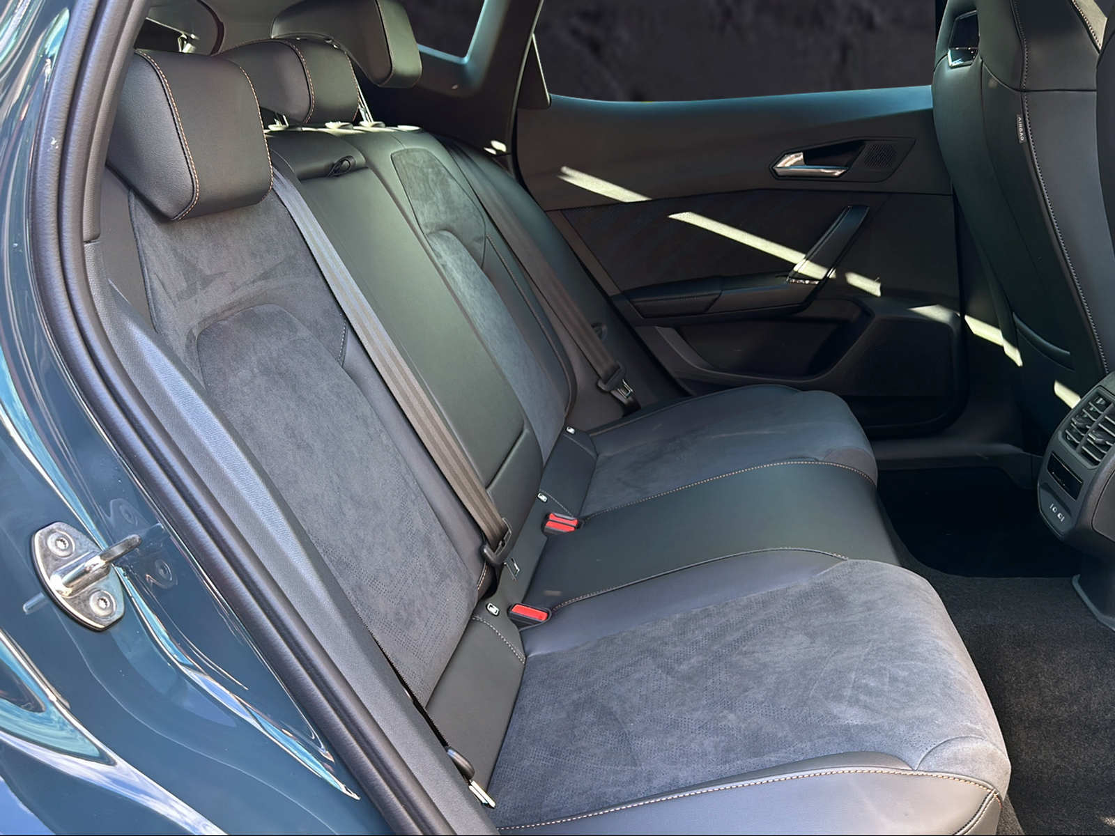 CUPRA Formentor 1.5 TSI DSG-image-14