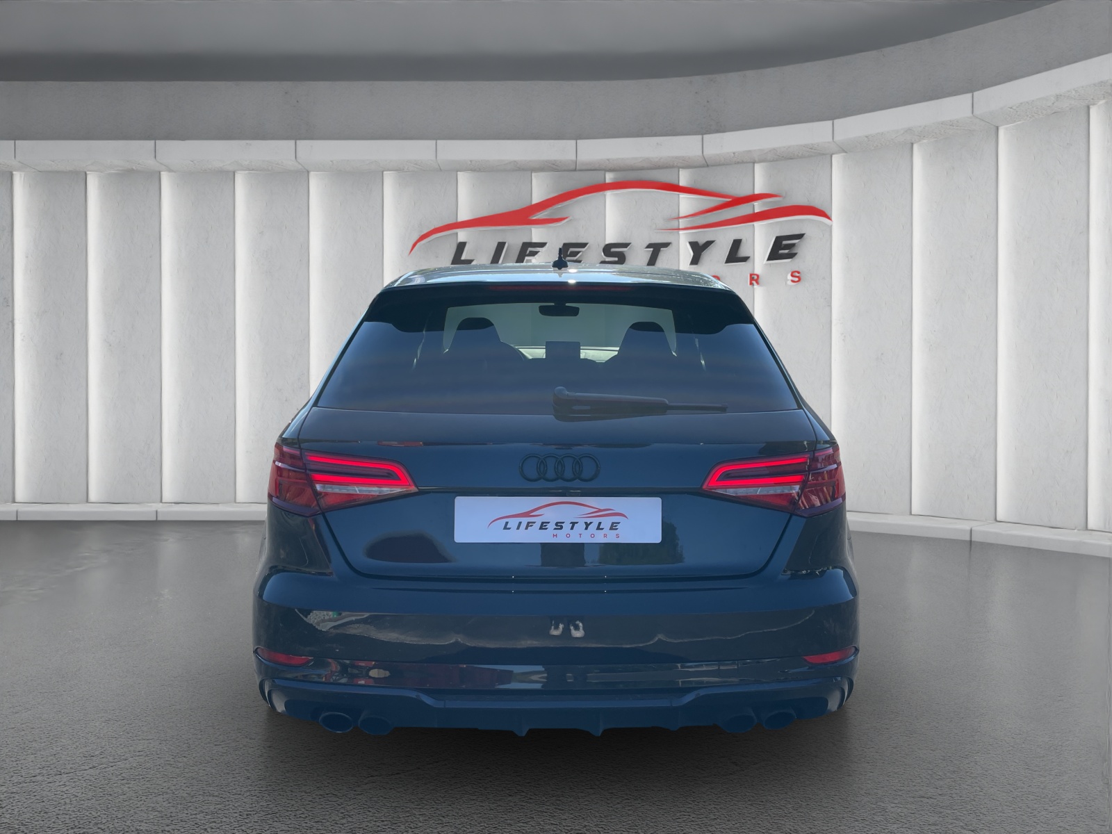 AUDI S3 Sportback 2.0 TFSI quattro-image-3