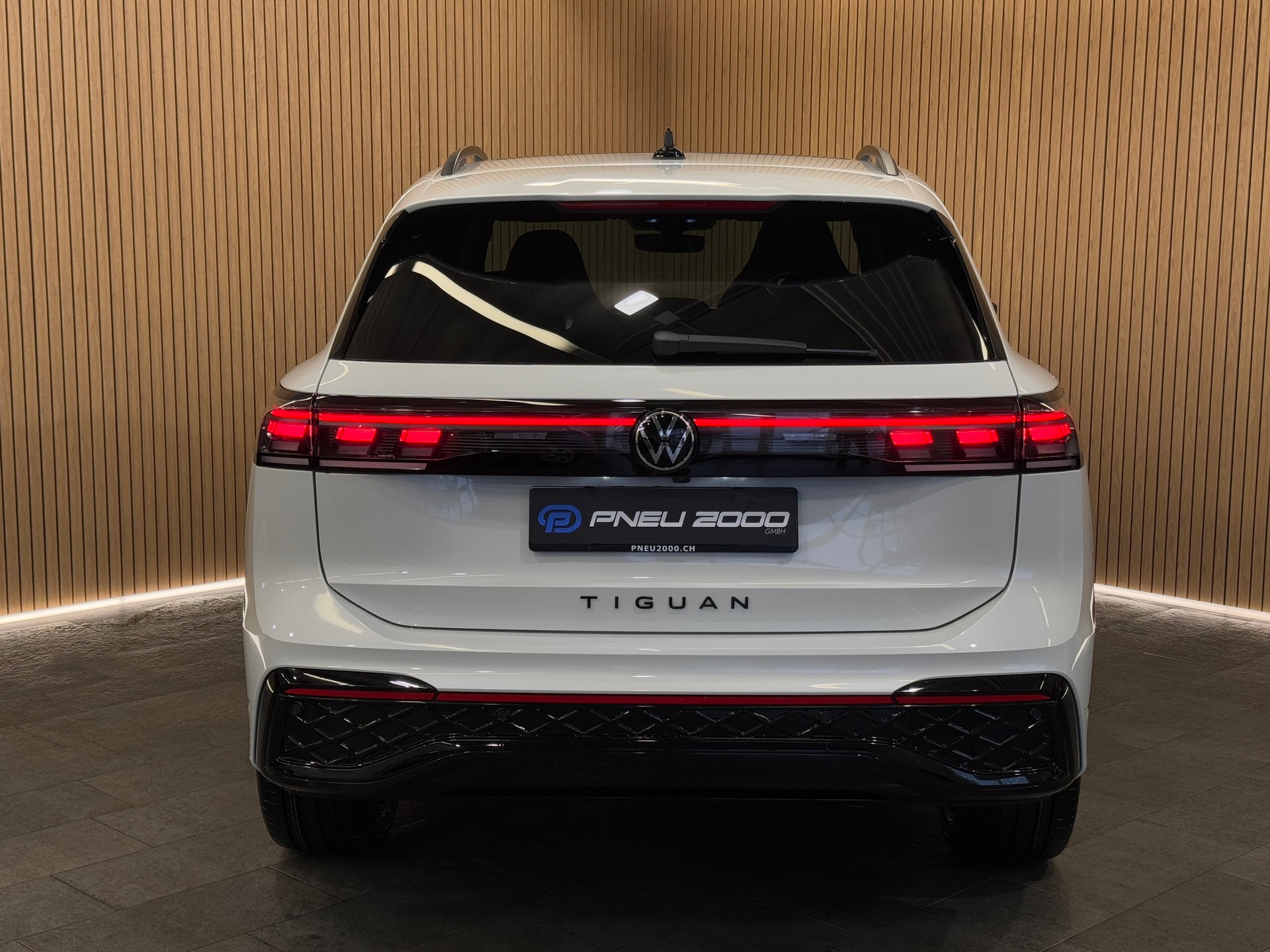 VW Tiguan 1.5 TSI evo2 eHybrid R-Line DSG * Orys Weiss *-image-3