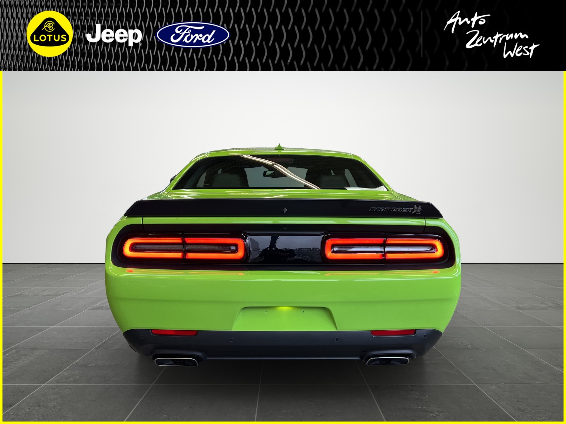 DODGE Challenger 6.4 Swinger Widebody-image-4
