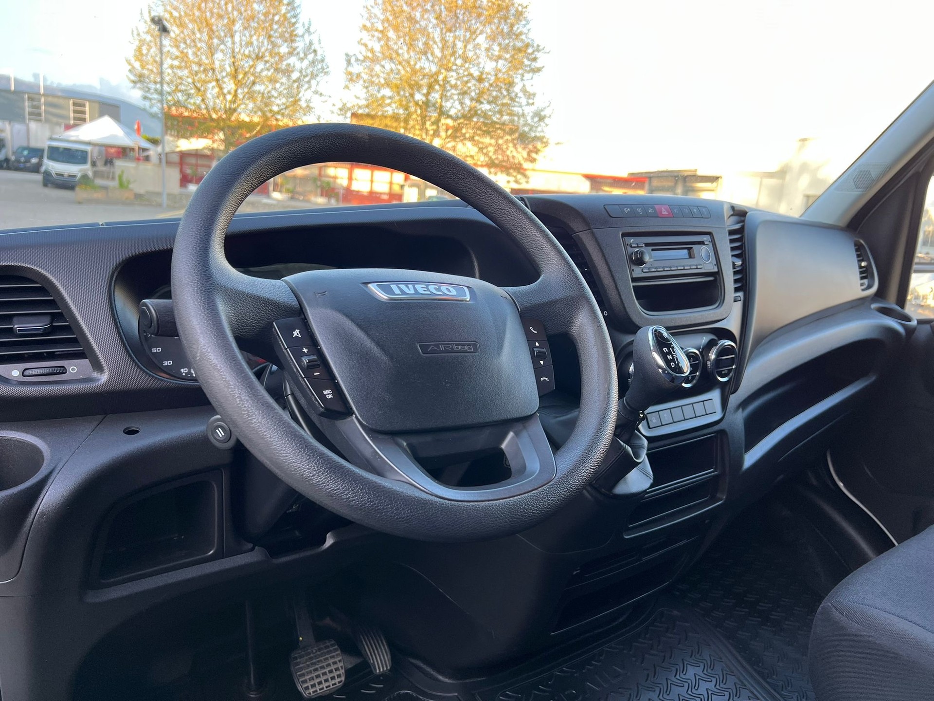 IVECO 35 S 14 A8-image-8