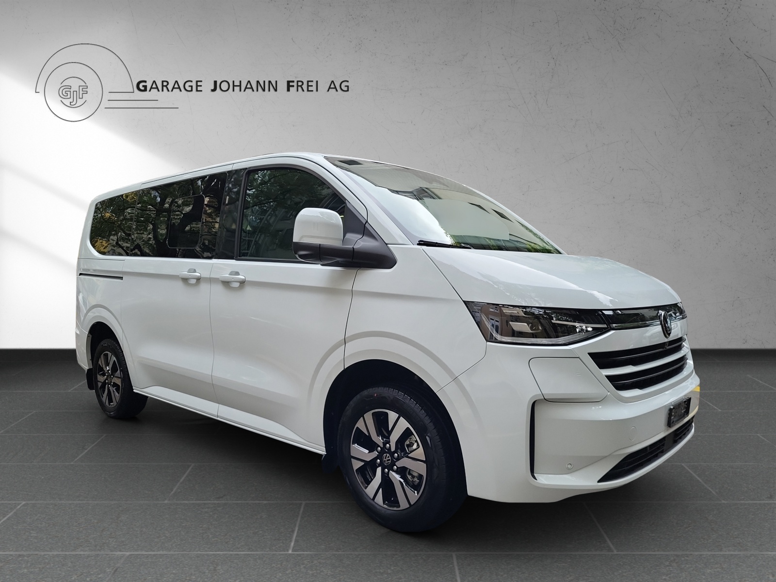 VW Caravelle BEV Elektro 218PS 8Plätze-image-7