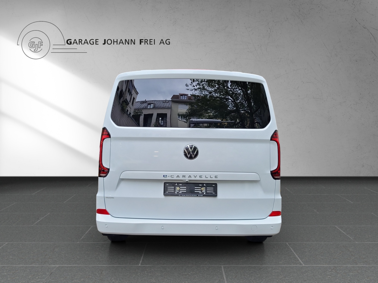 VW Caravelle BEV Elektro 218PS 8Plätze-image-3