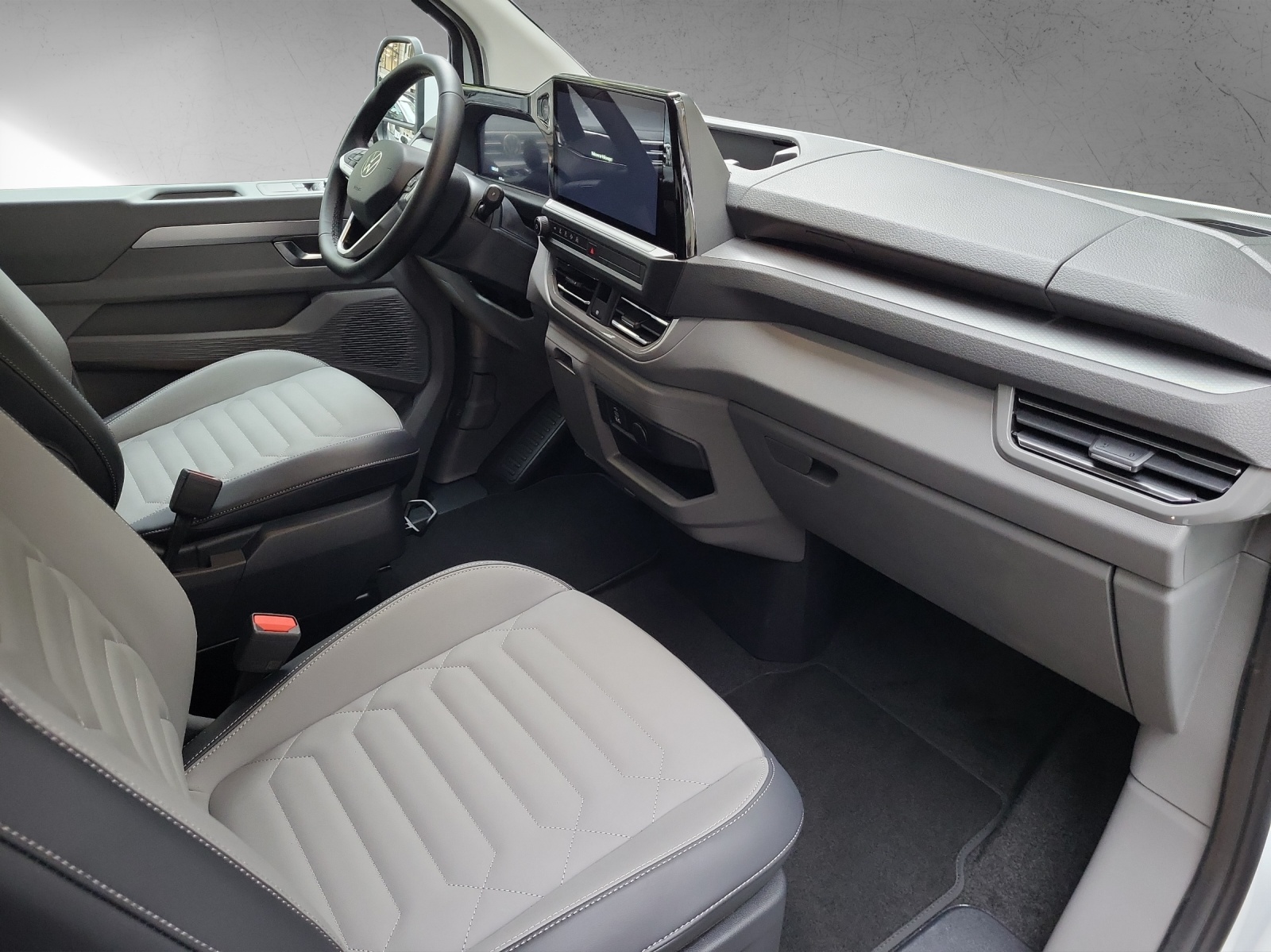 VW Caravelle BEV Elektro 218PS 8Plätze-image-9