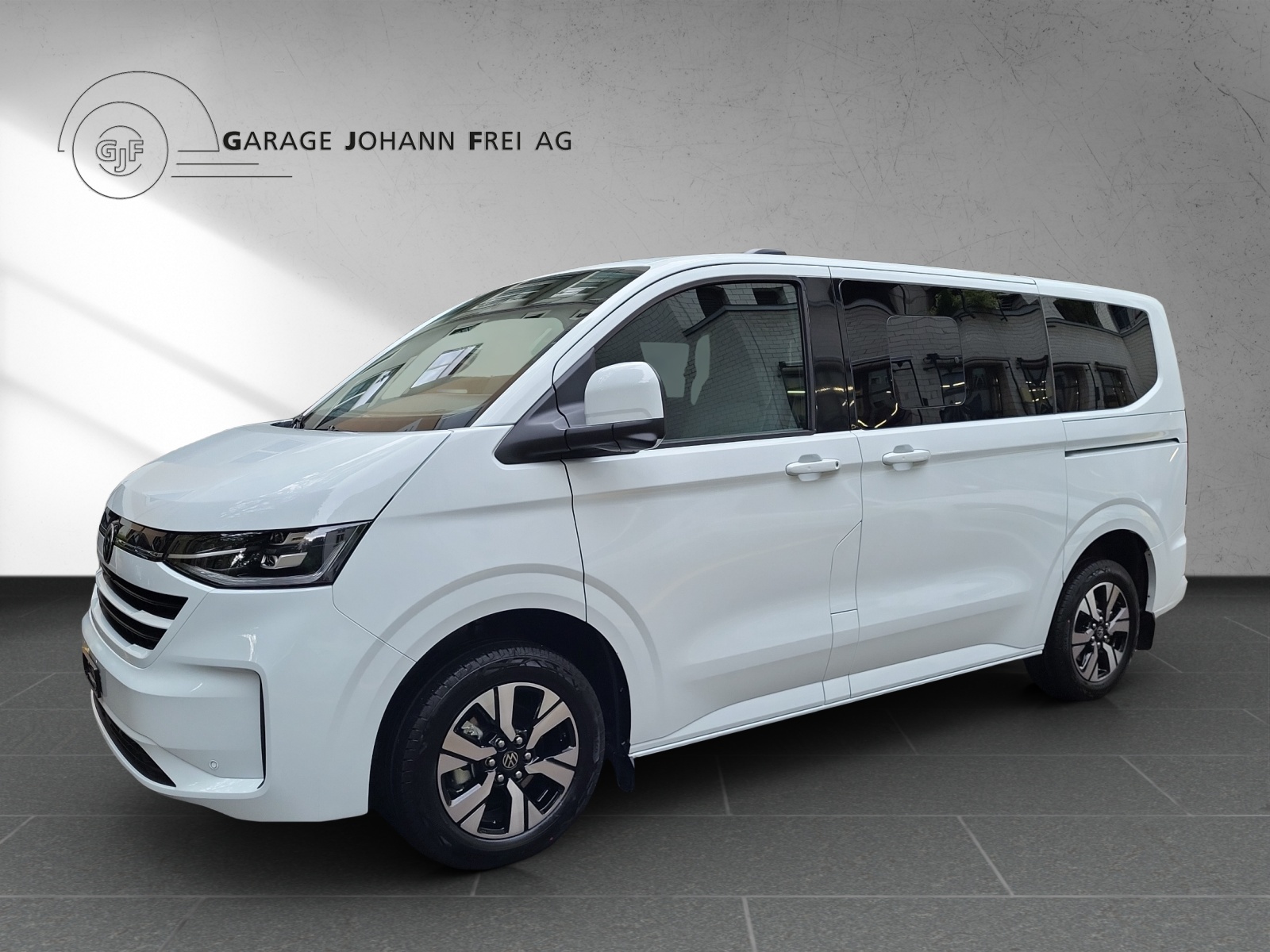 VW Caravelle BEV Elektro 218PS 8Plätze-image-0