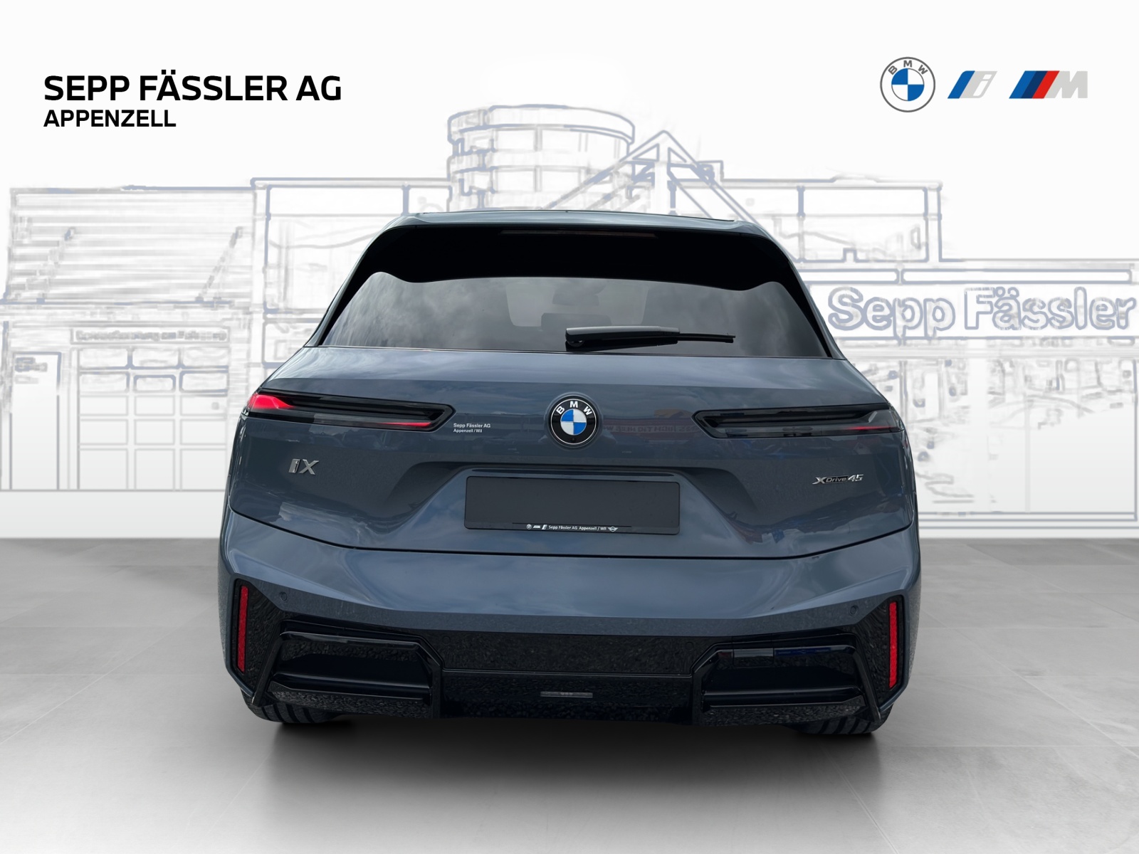 BMW iX xDrive45 M Sport Pro-image-3
