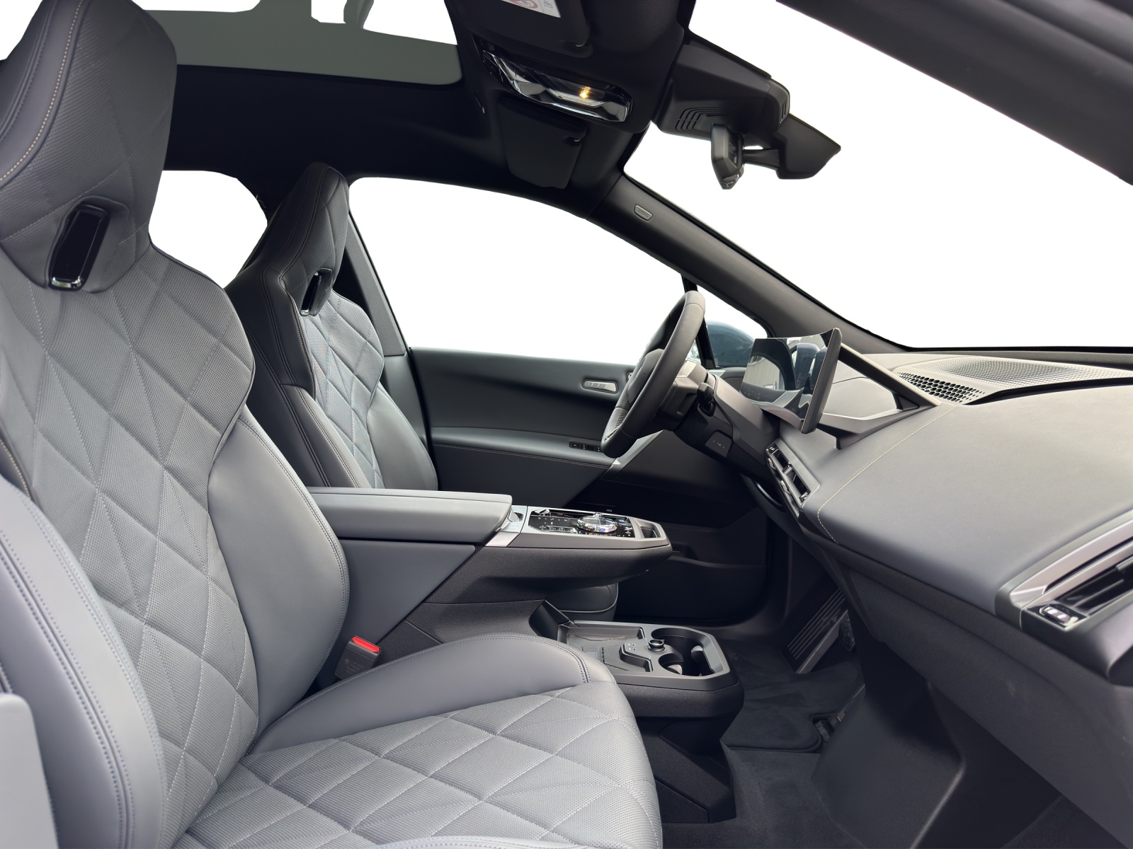 BMW iX xDrive45 M Sport Pro-image-14