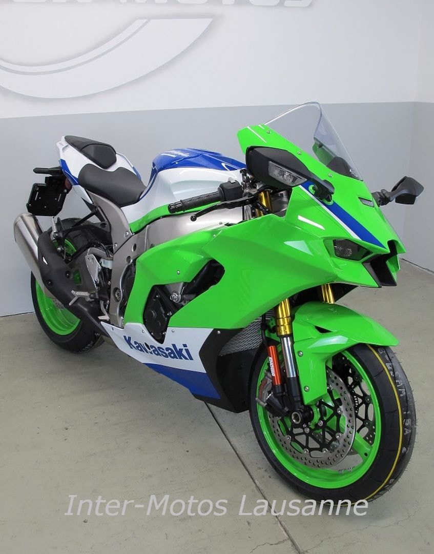 KAWASAKI NINJA ZX 10R 40TH-showroom-element-2